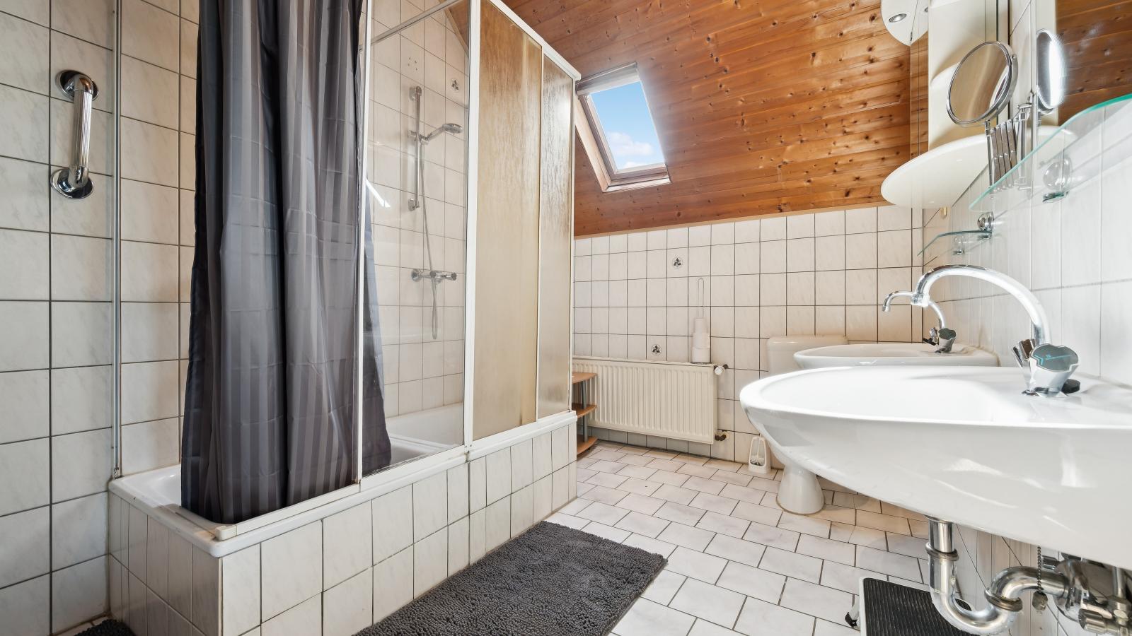 Am Pferdehof I - Badkamer