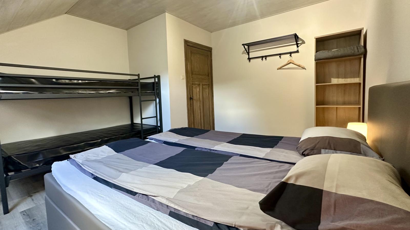 S'Ameuse en groupe - Slaapkamer