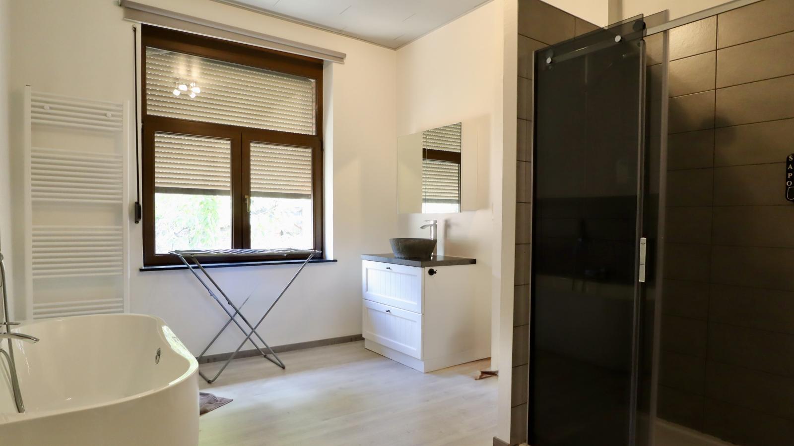 S'Ameuse en groupe - Badkamer