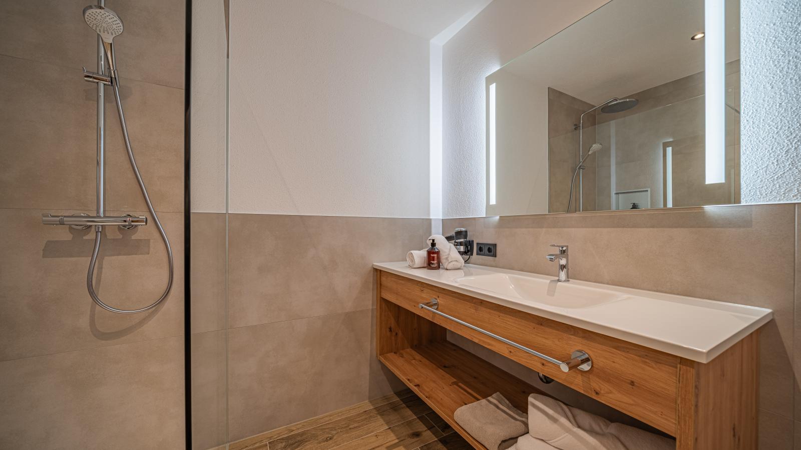 Lodron - Bathroom