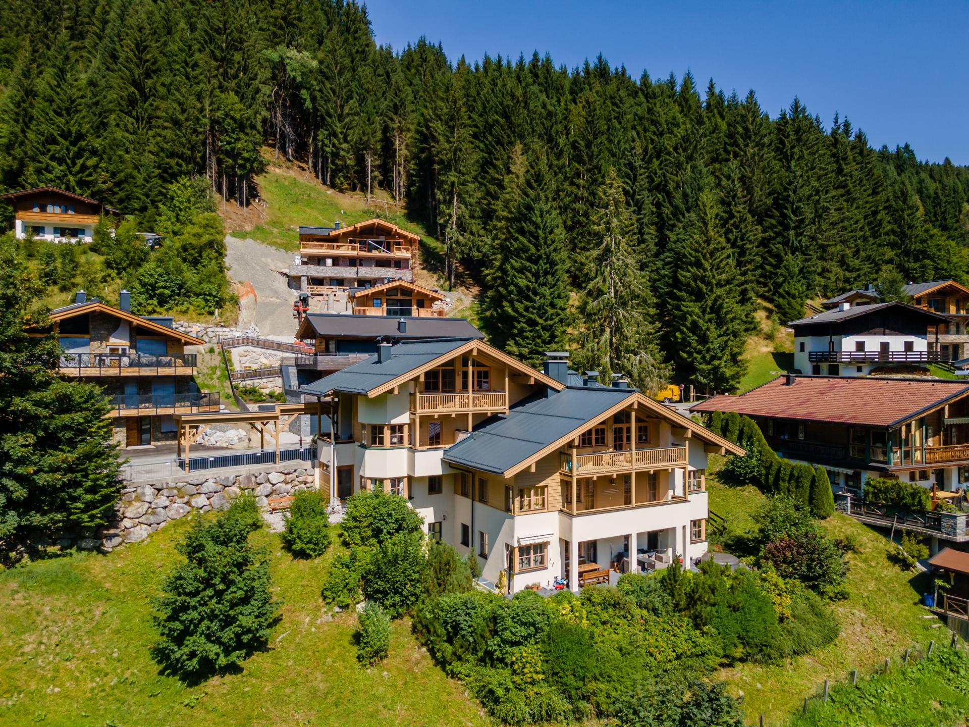 Op 650 m van de piste: ruim chalet voor 10 personen in Saalbach-Hinterglemm - foto 29