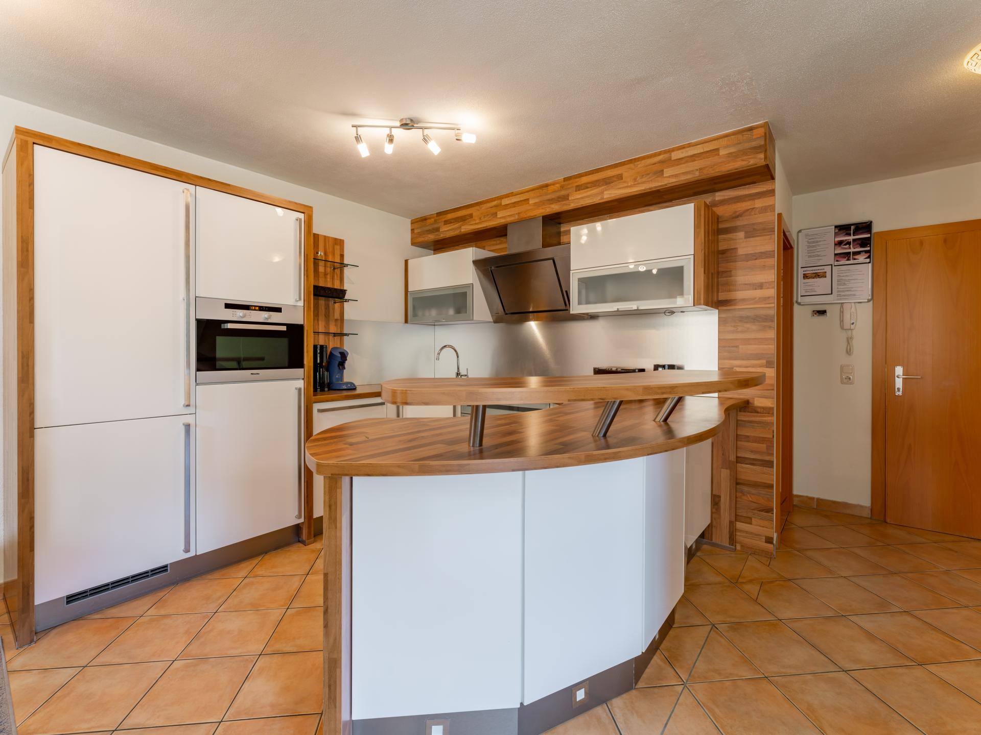Op 650 m van de piste: ruim chalet voor 10 personen in Saalbach-Hinterglemm - foto 13