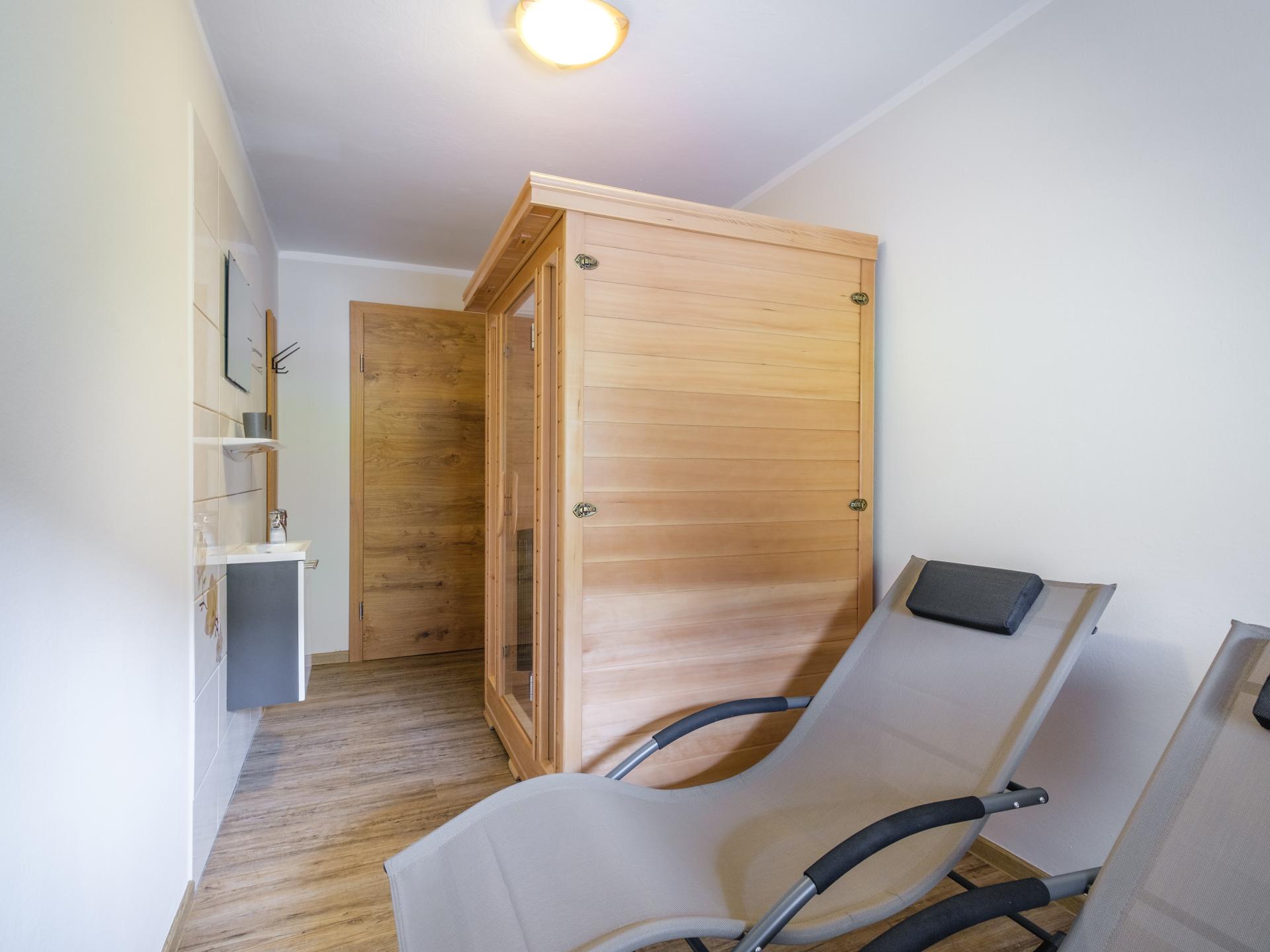 Ruim appartement aan de piste met sauna voor 10 personen in Saalbach - foto 14