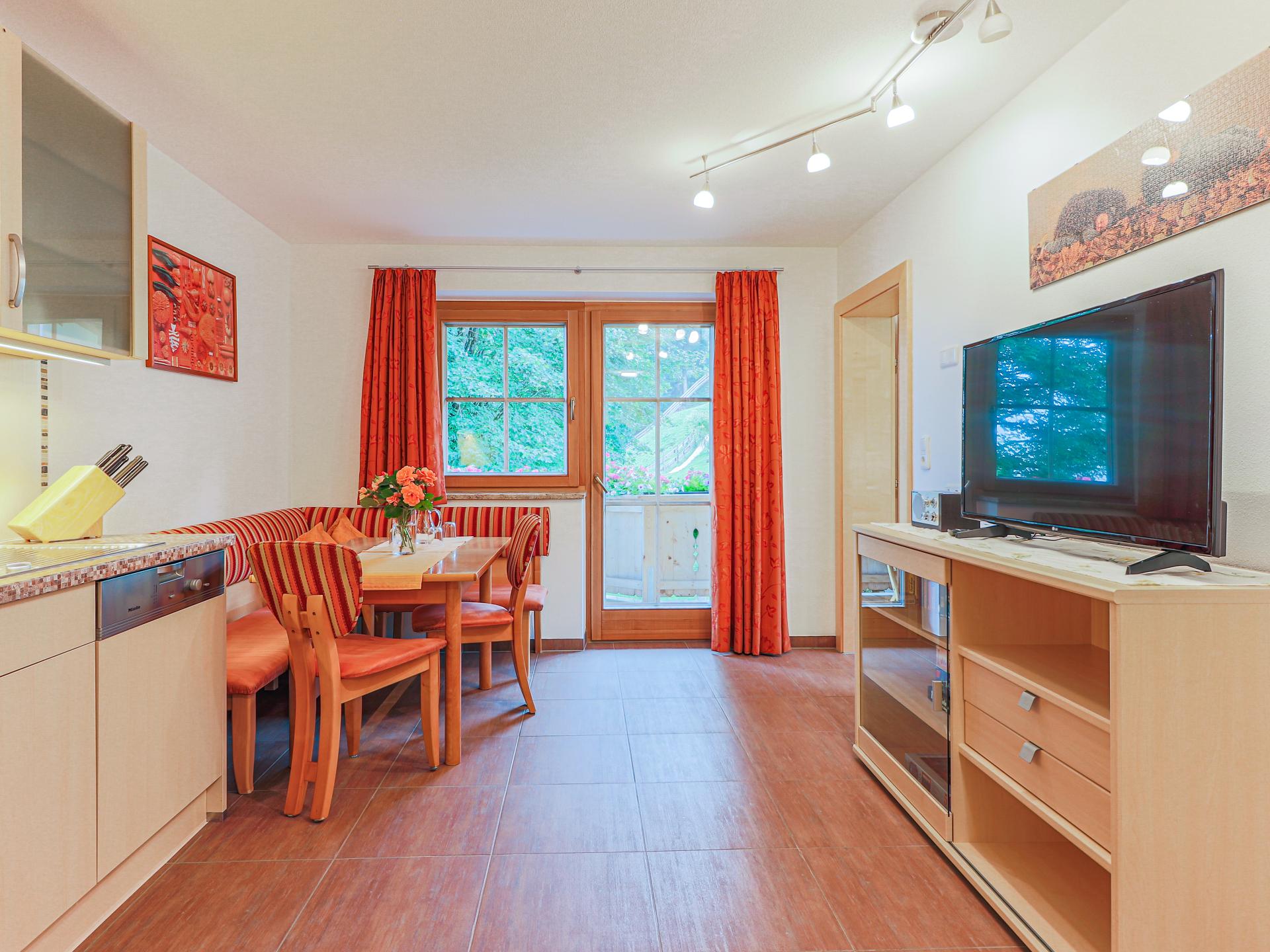 4-persoons appartement in Söll met uitzicht op de bergen - foto 5