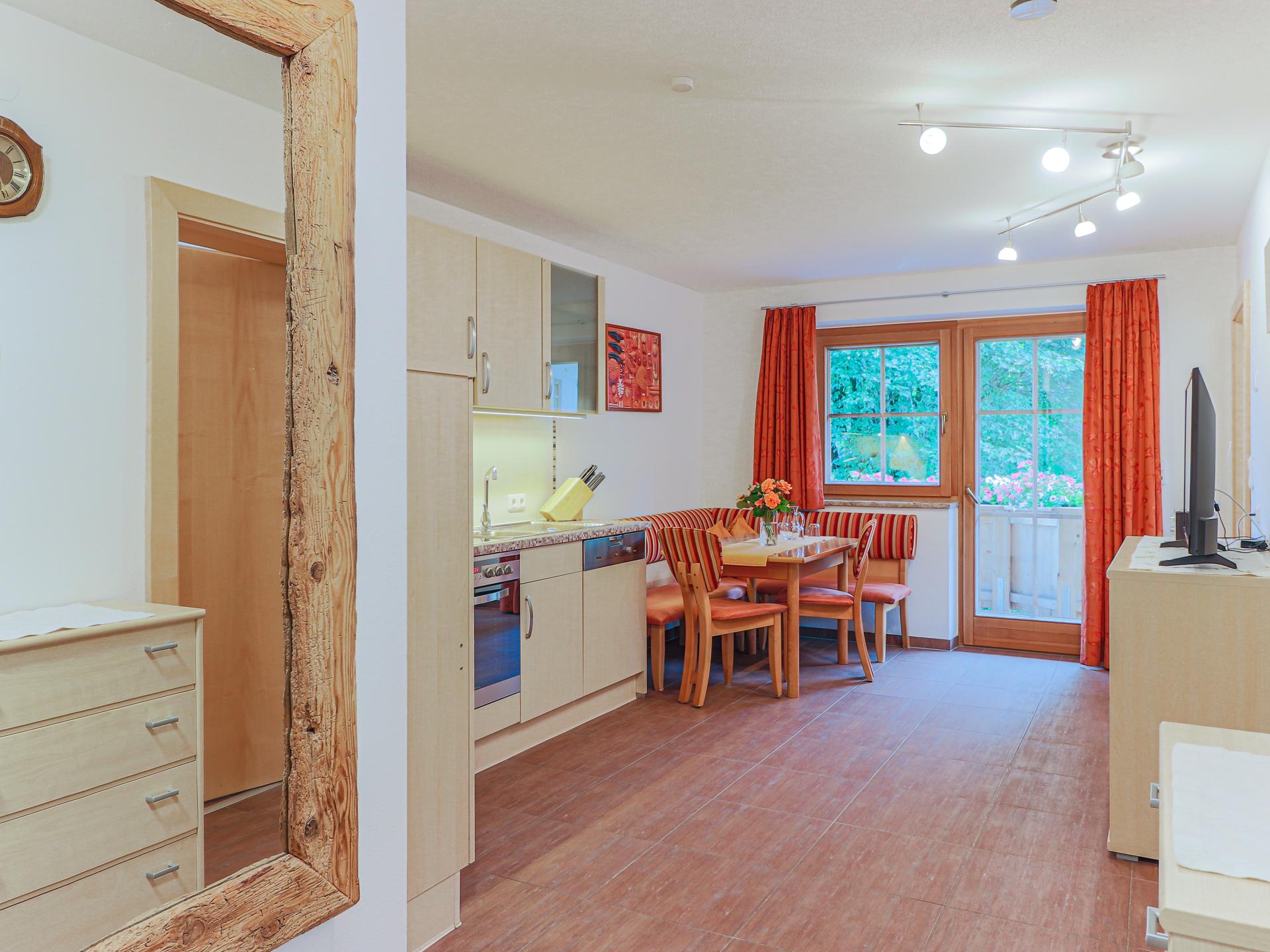 4-persoons appartement in Söll met uitzicht op de bergen - foto 3