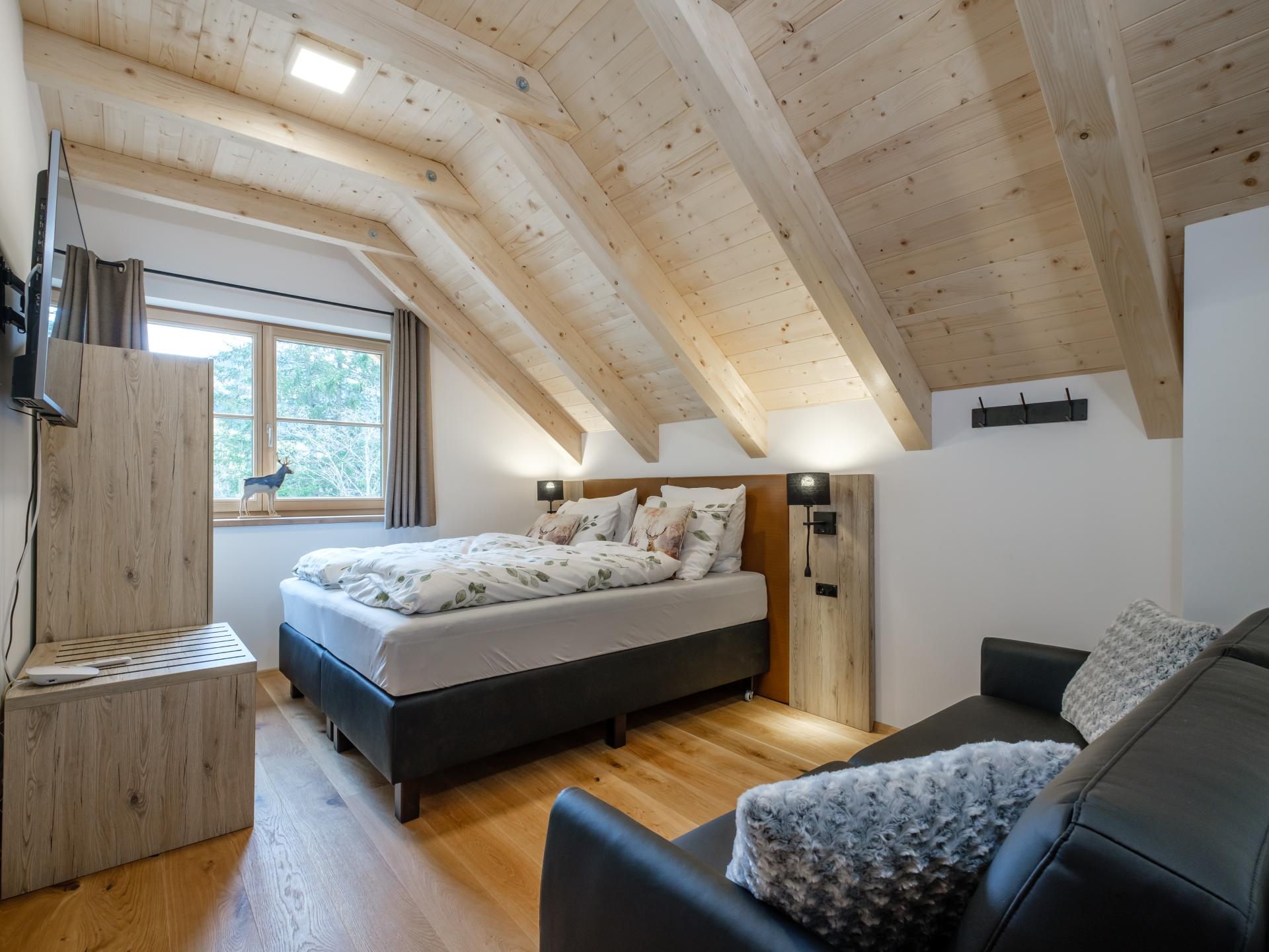 Vrijstaand chalet met sauna en houtkachel direct aan de skipiste in Donnersbachwald - foto 16