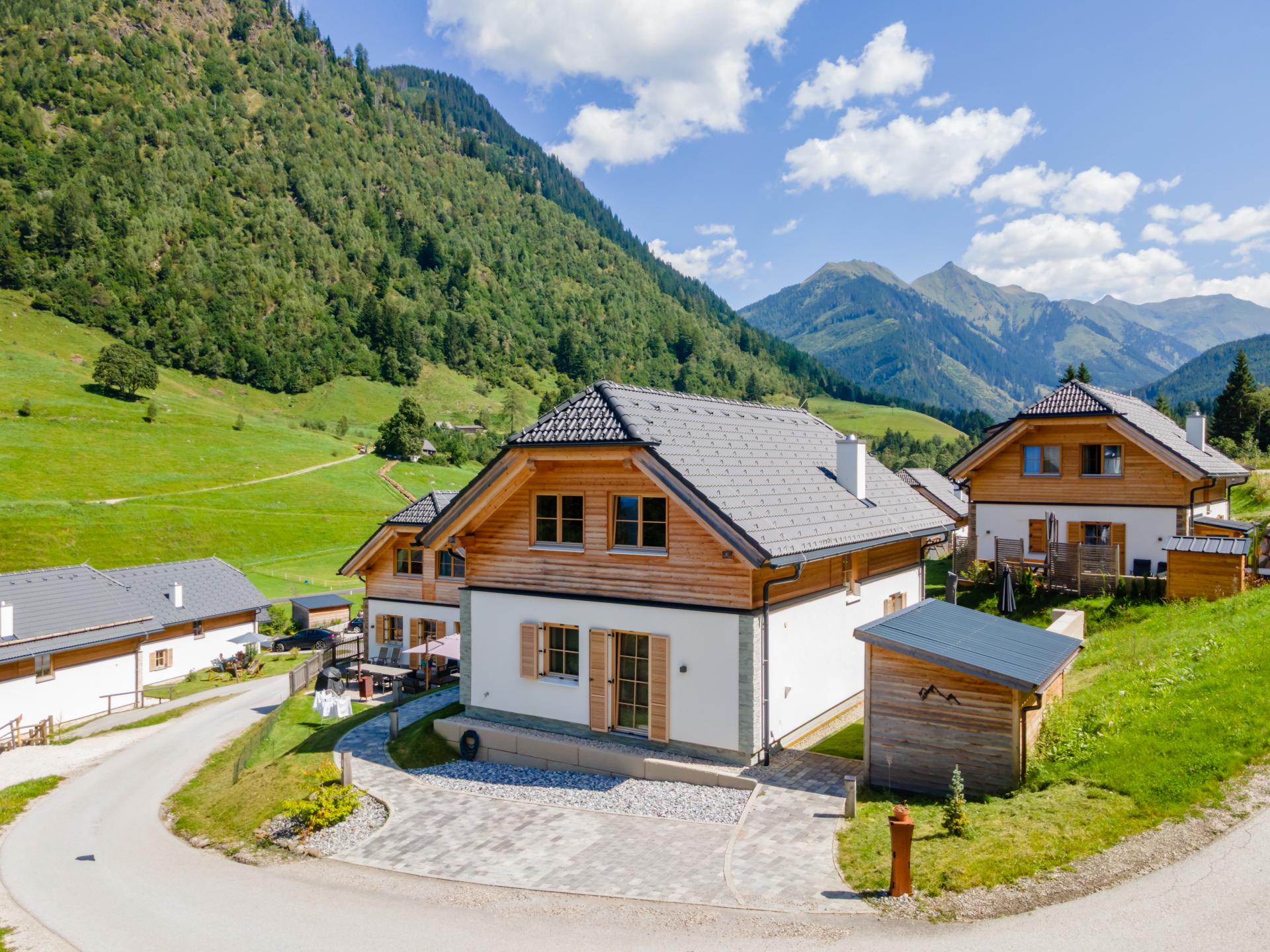 Luxe chalet voor 9 personen met sauna en hottub direct aan de piste - foto 20