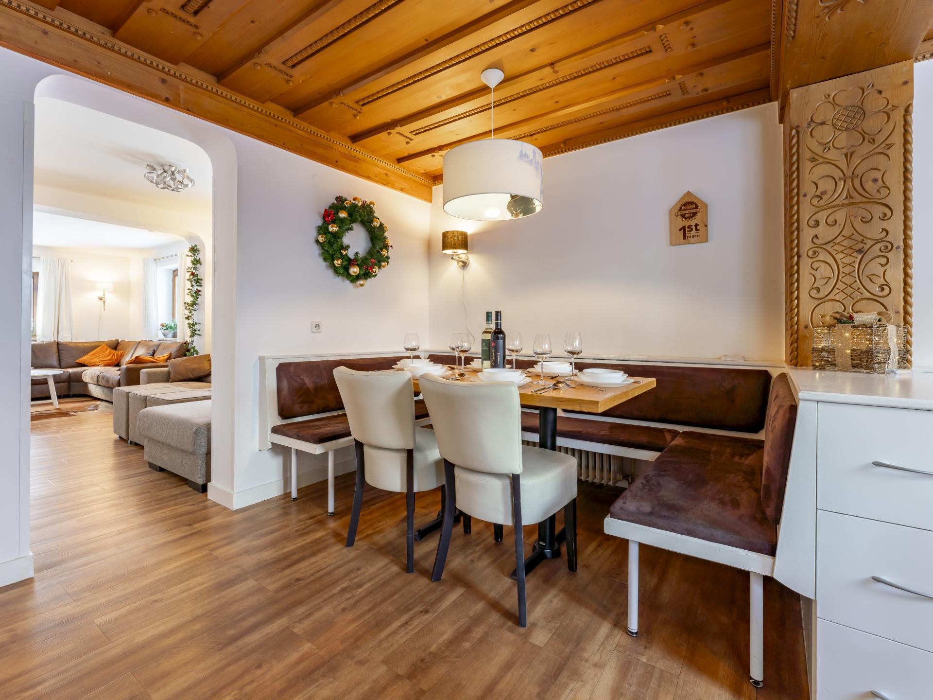 Luxe 8-slaapkamer chalet met sauna, 100m van de piste in Saalbach-Hinterglemm - foto 13