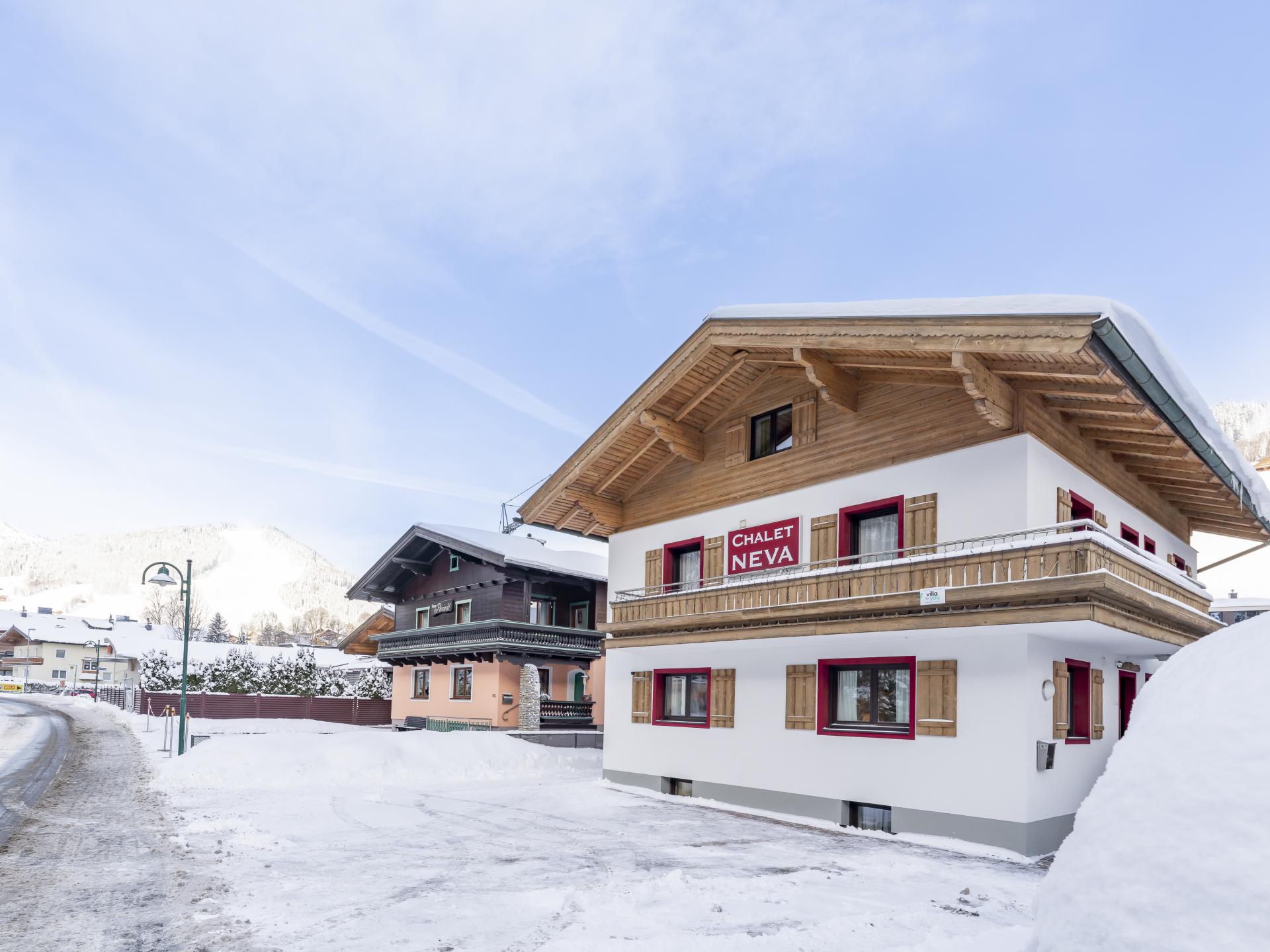 Luxe 8-slaapkamer chalet met sauna, 100m van de piste in Saalbach-Hinterglemm - foto 56