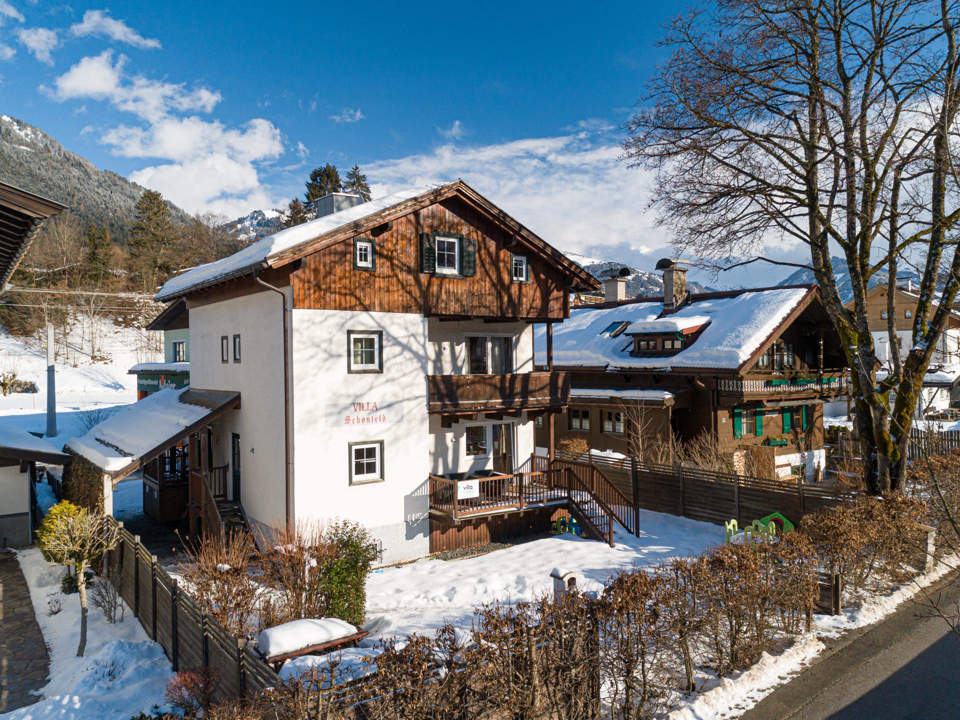 Ruim vrijstaand chalet voor 14 personen aan de voet van de Hahnenkamm - foto 32