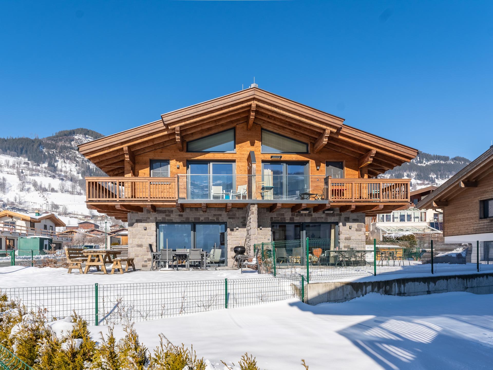 Ruim chalet voor 12 personen met privé-sauna, direct aan de skipiste in Piesendorf - foto 42
