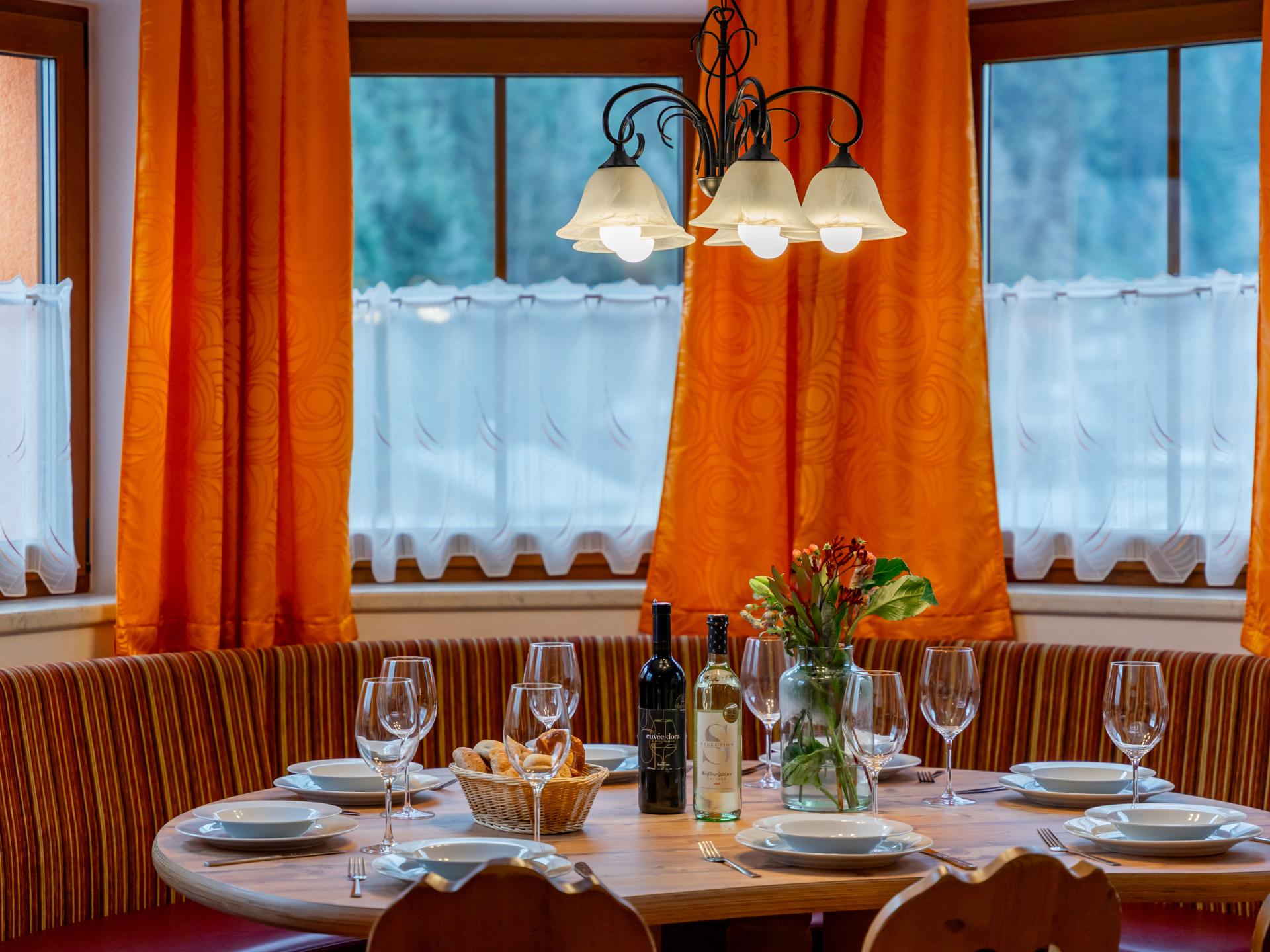 Ruim chalet voor 22 personen direct aan de piste met eigen sauna - foto 7