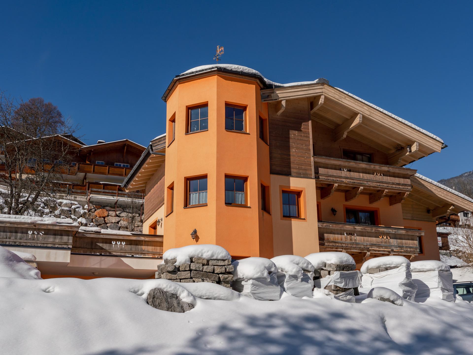 Ruim chalet voor 22 personen direct aan de piste met eigen sauna - foto 30