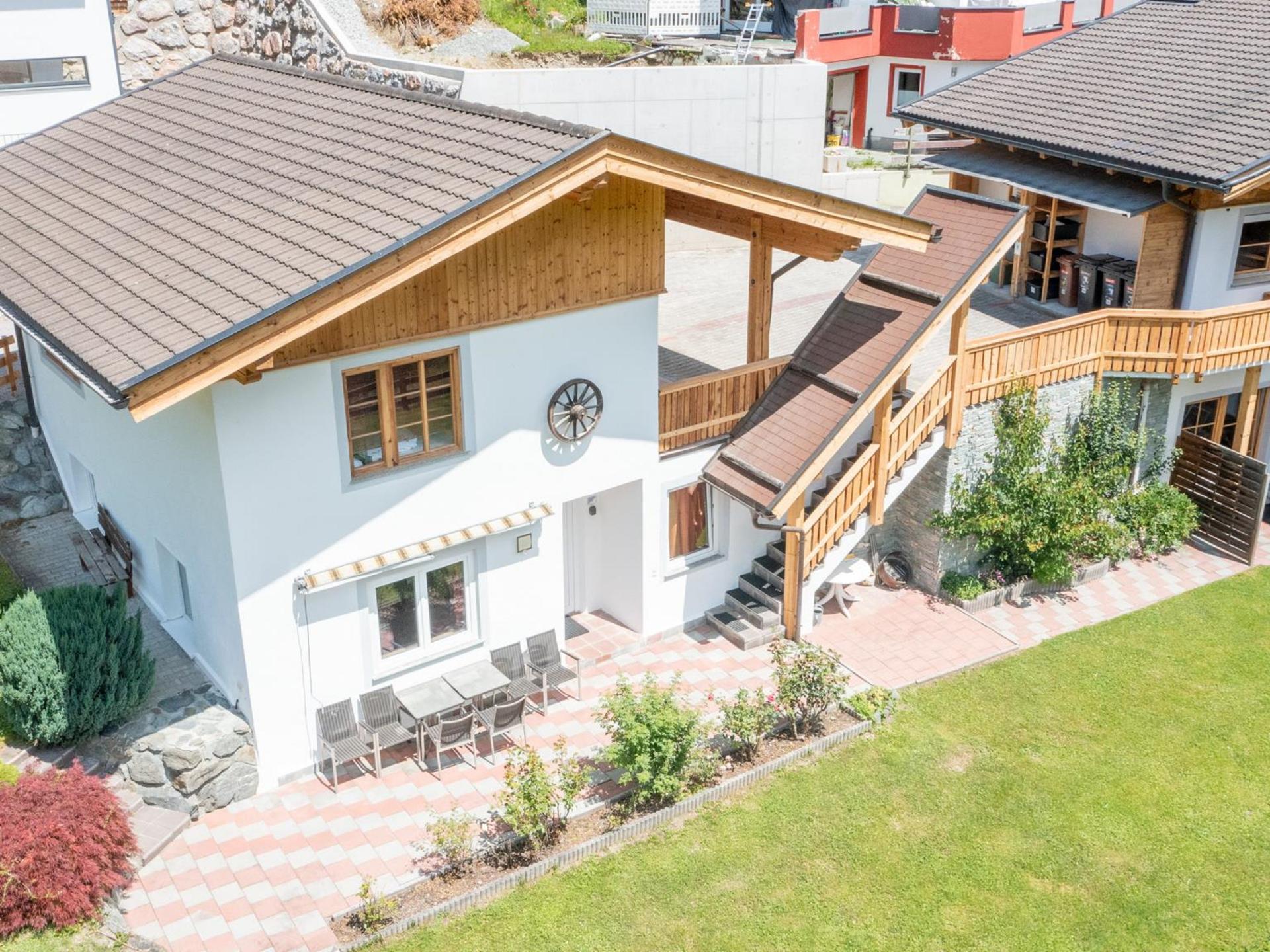 Luxe chalet voor 35 personen aan de piste in Saalbach-Hinterglemm - foto 27