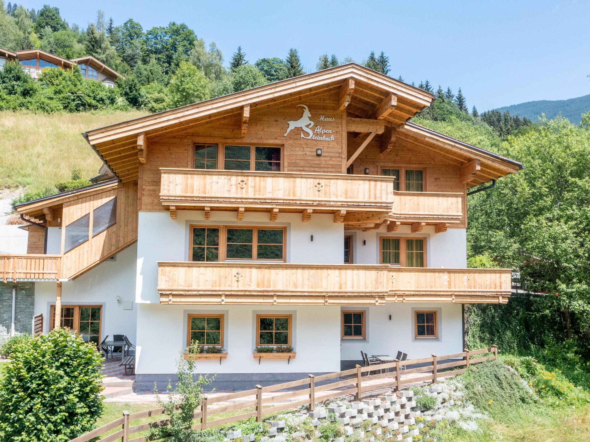 Ruim appartement direct aan de piste in Saalbach-Hinterglemm voor 10 personen - foto 8