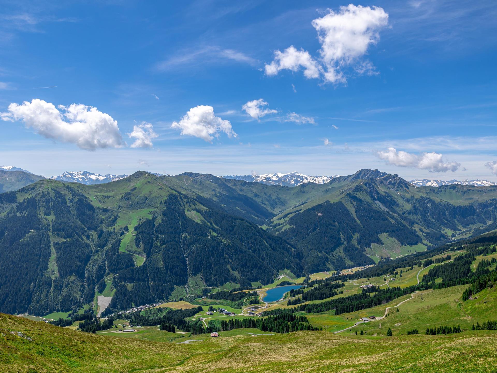 Ruim appartement direct aan de piste in Saalbach-Hinterglemm voor 10 personen - foto 17