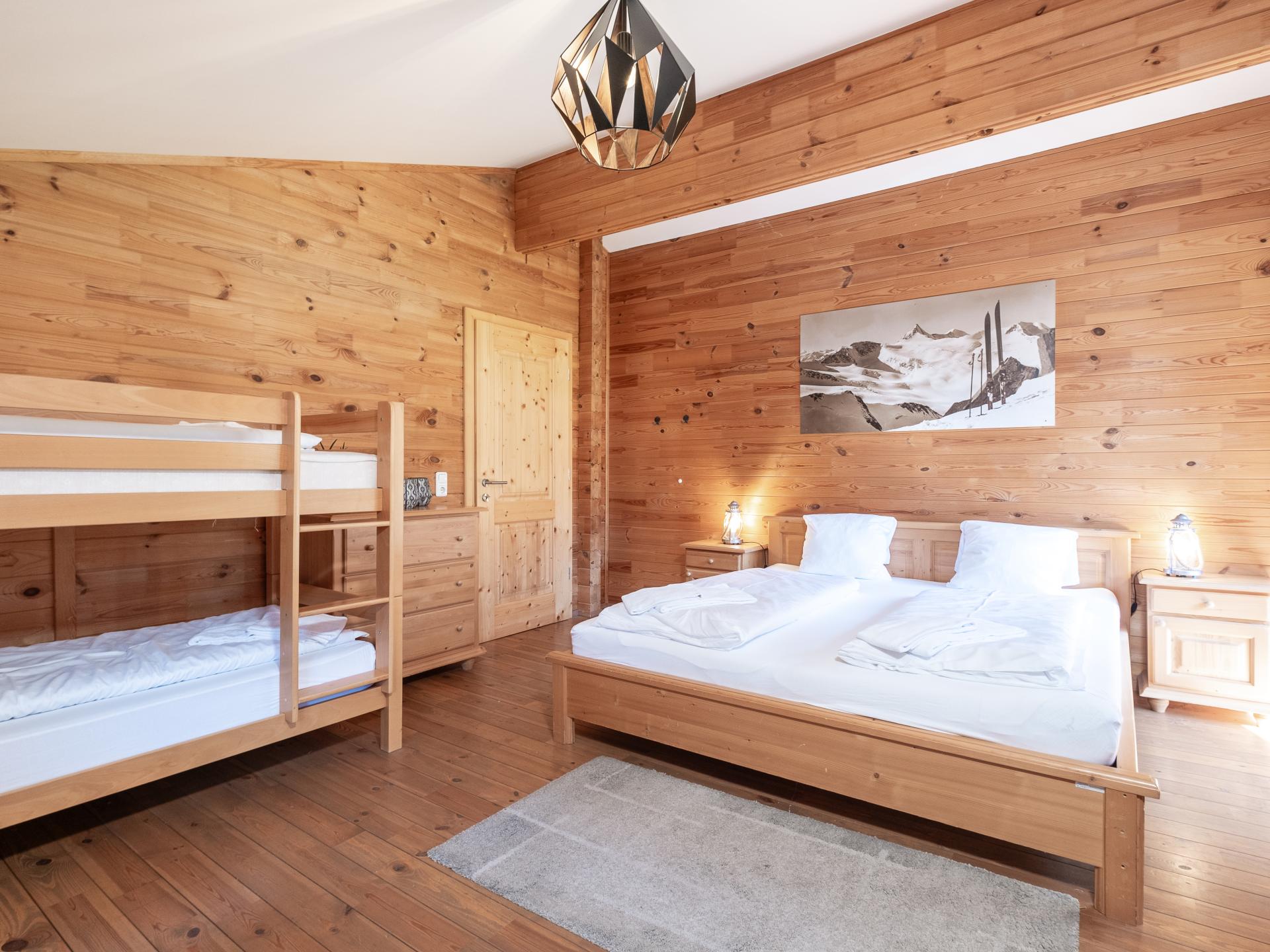 Ruim groepschalet voor 14 personen met privésauna en bergzicht in Krimml - foto 13