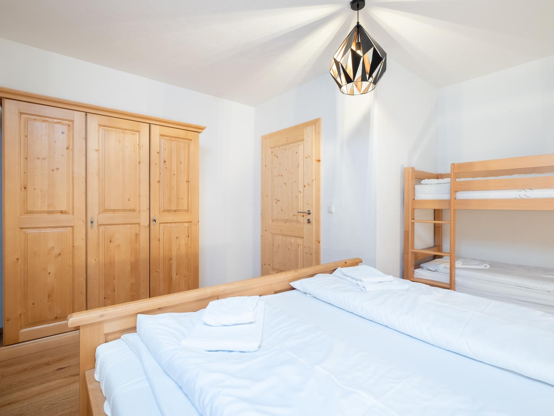 Ruim groepschalet voor 14 personen met privésauna en bergzicht in Krimml - foto 21