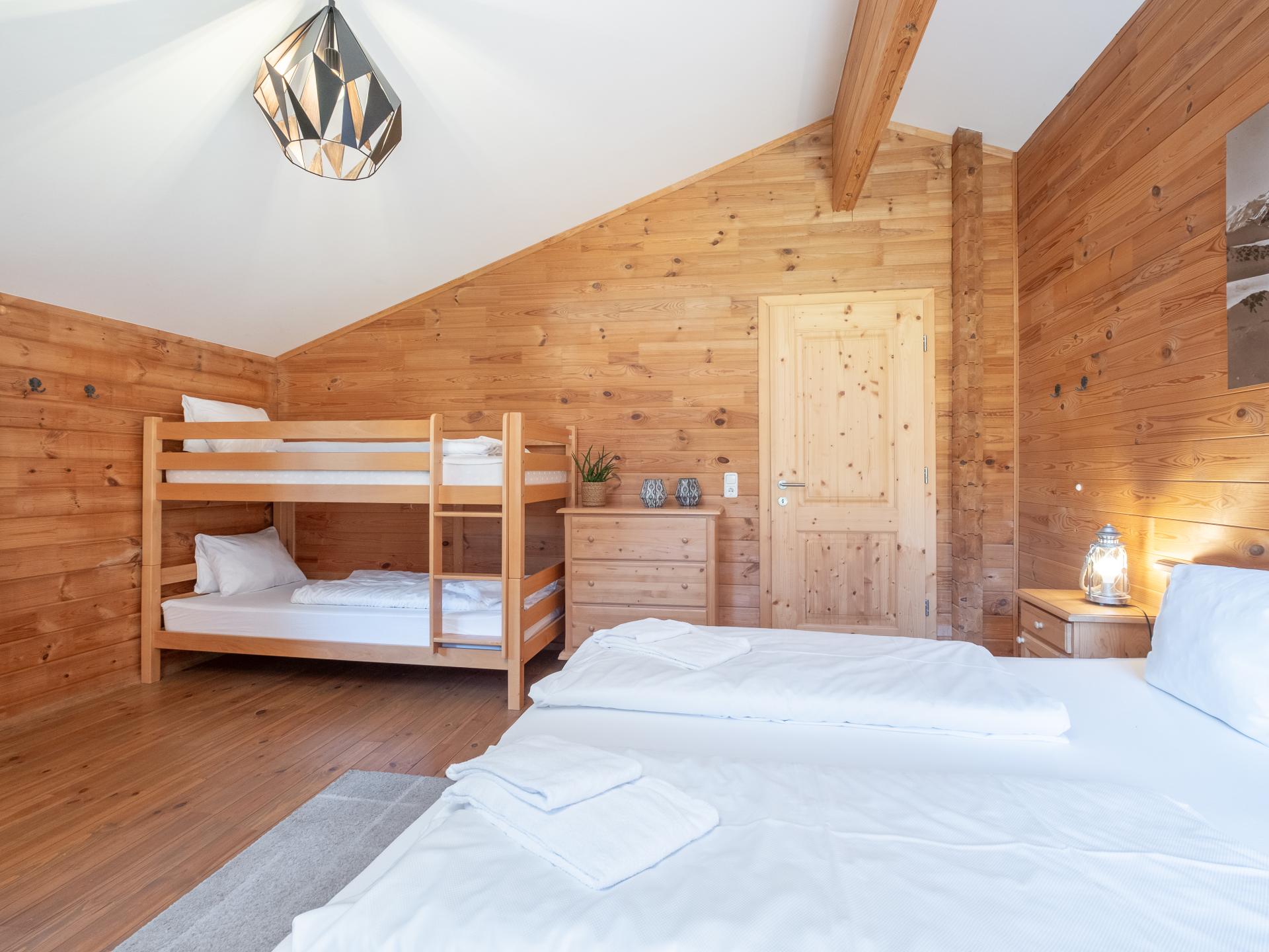 Ruim groepschalet voor 14 personen met privésauna en bergzicht in Krimml - foto 14