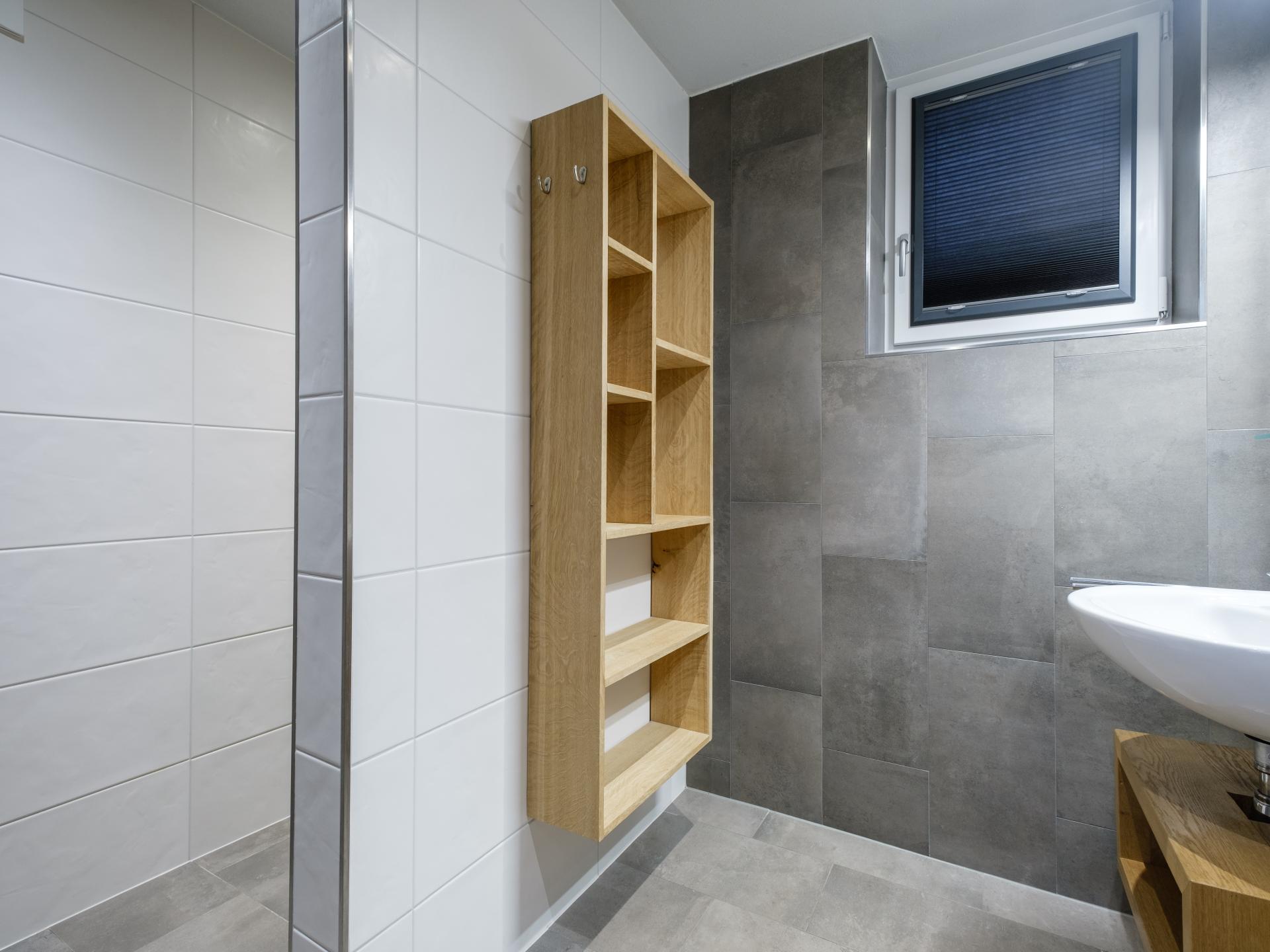 Aan de piste: Luxe vakantiehuis met buitensauna in Leogang - foto 15