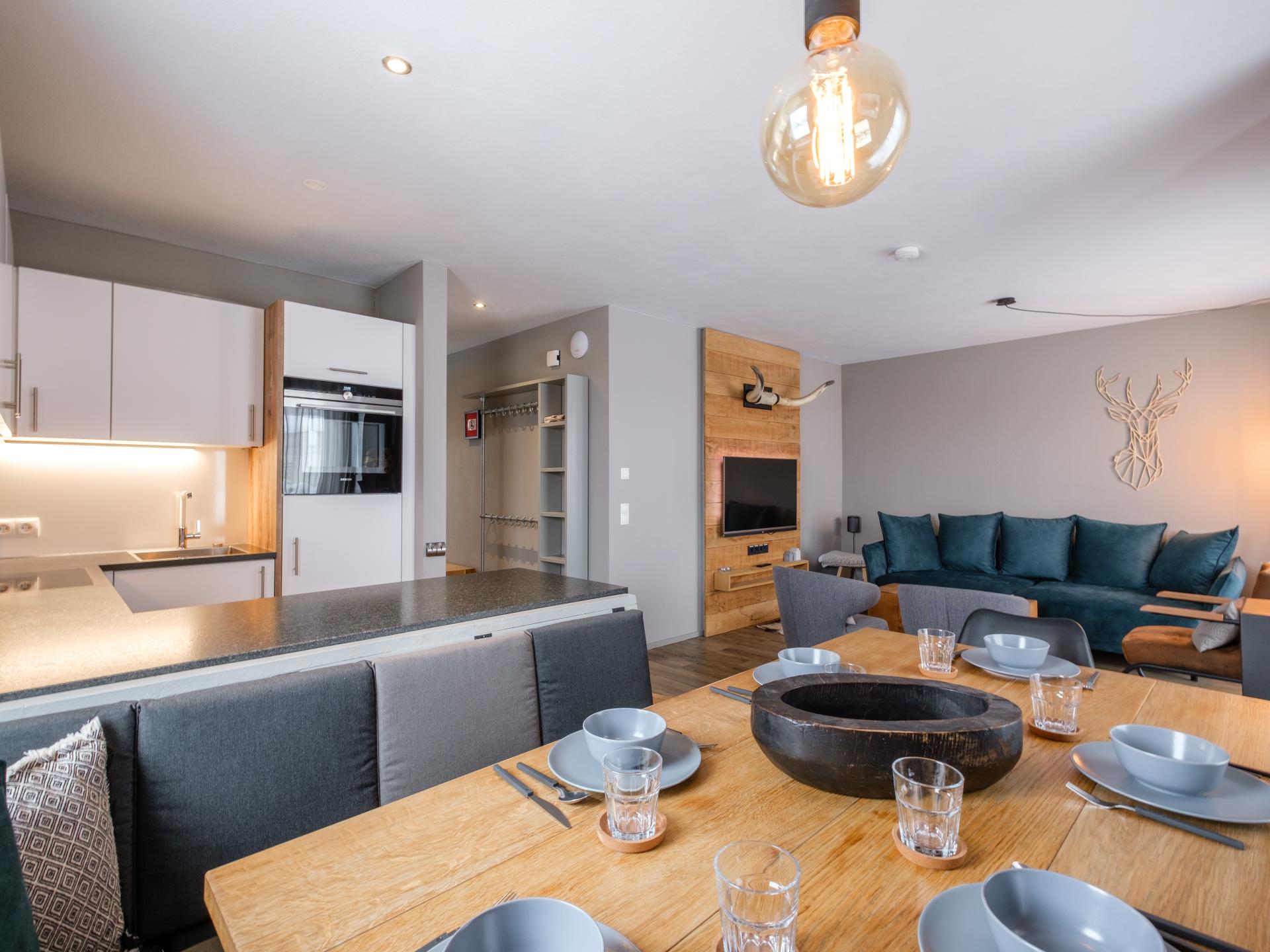 Aan de piste: Luxe vakantiehuis met buitensauna in Leogang - foto 9