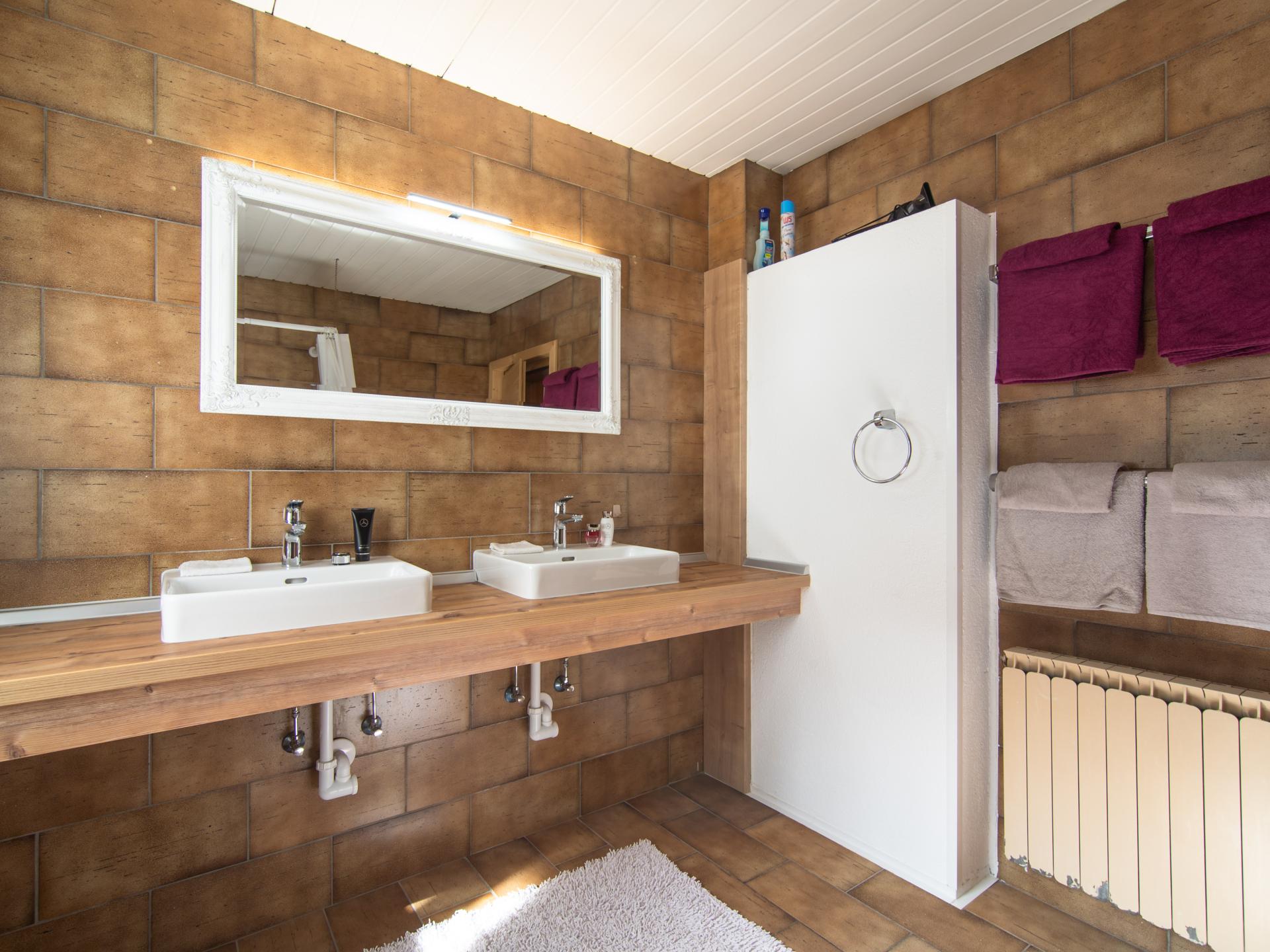 Ruim 3-slaapkamerappartement op 300m van de Ahorn- en Penkenbahn in Mayrhofen - foto 5