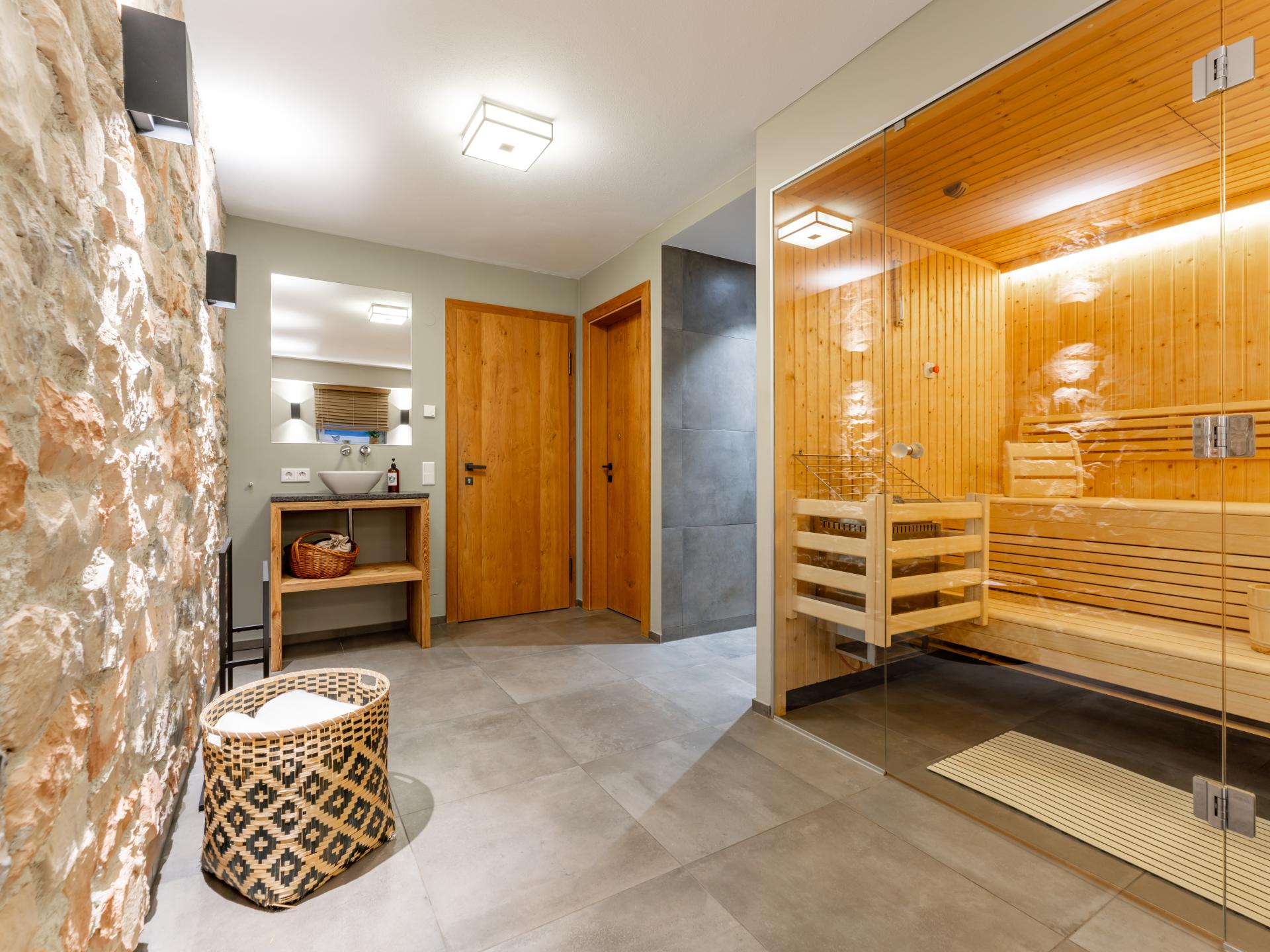 Luxe vakantiehuis voor 11 personen met privésauna en tuin in Leogang - foto 22