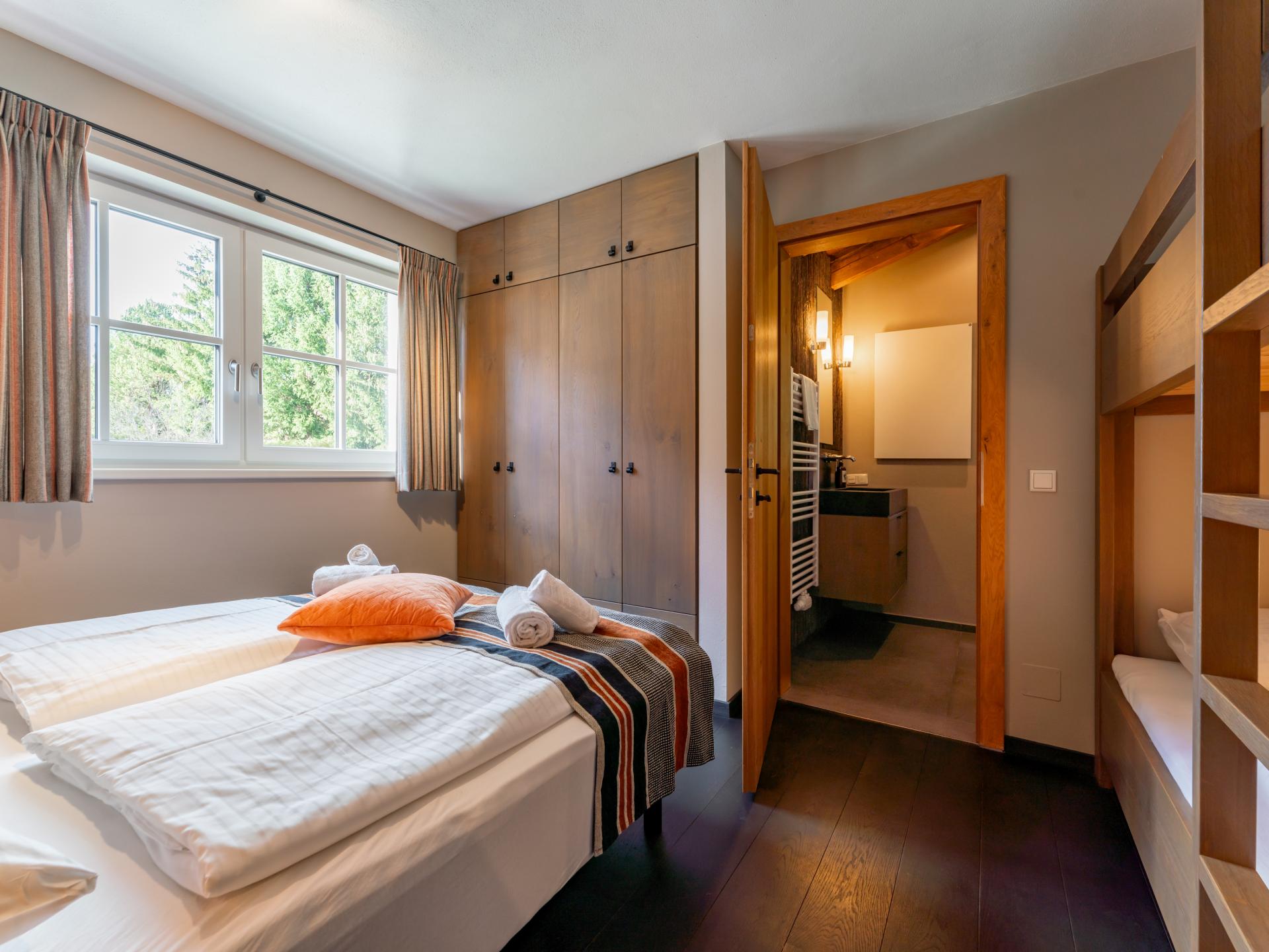 Luxe 12-persoons chalet met sauna op 550m van de skilift in Leogang - foto 22