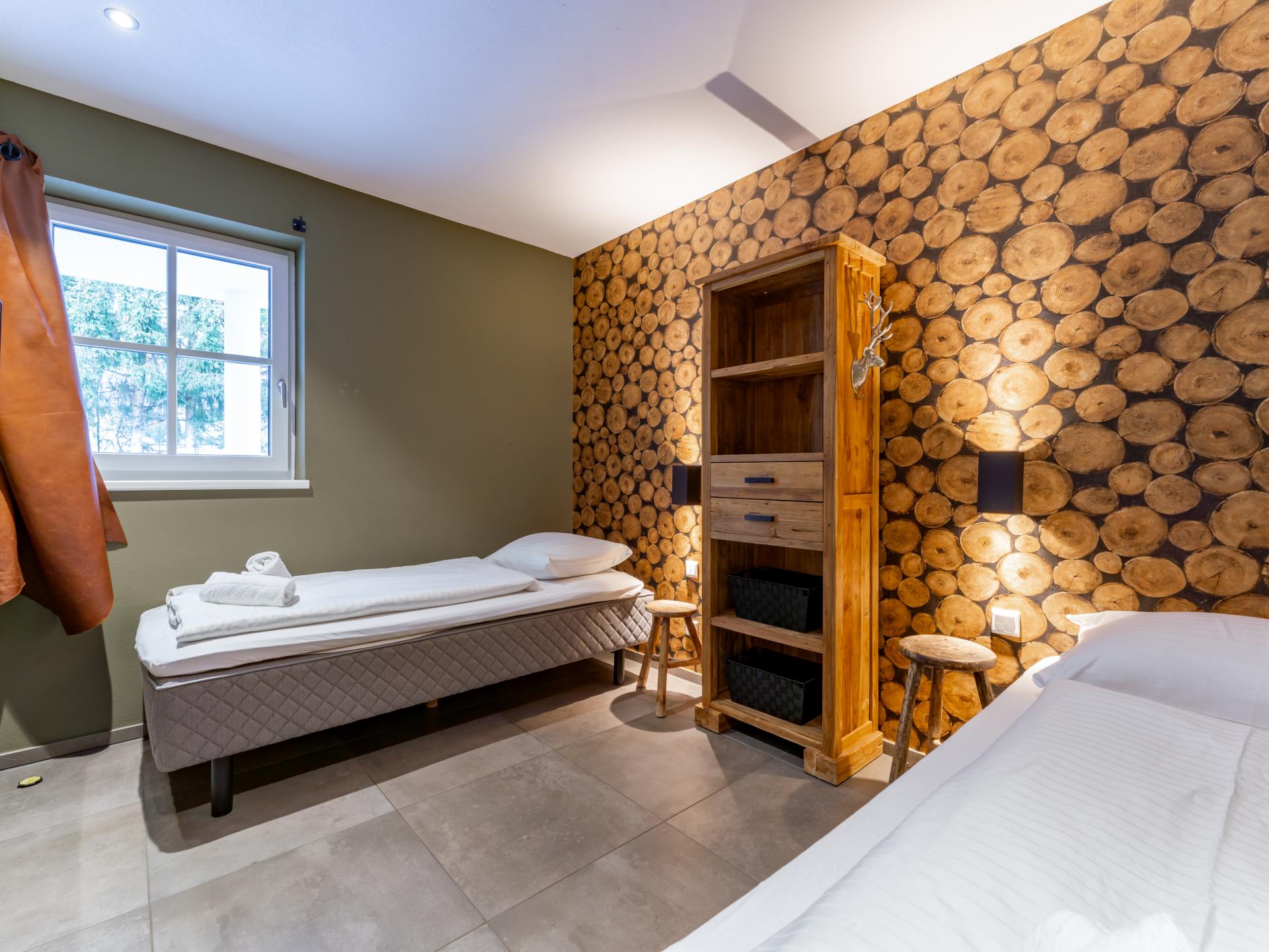 Luxe 12-persoons chalet met sauna op 550m van de skilift in Leogang - foto 35