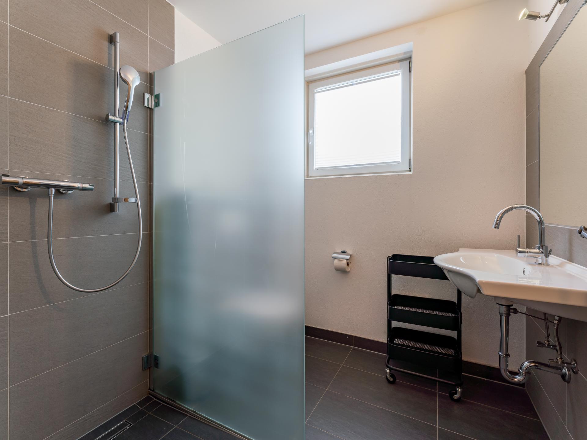 Authentiek boomstammenhuis voor 19 personen met sauna in Mauterndorf - foto 45