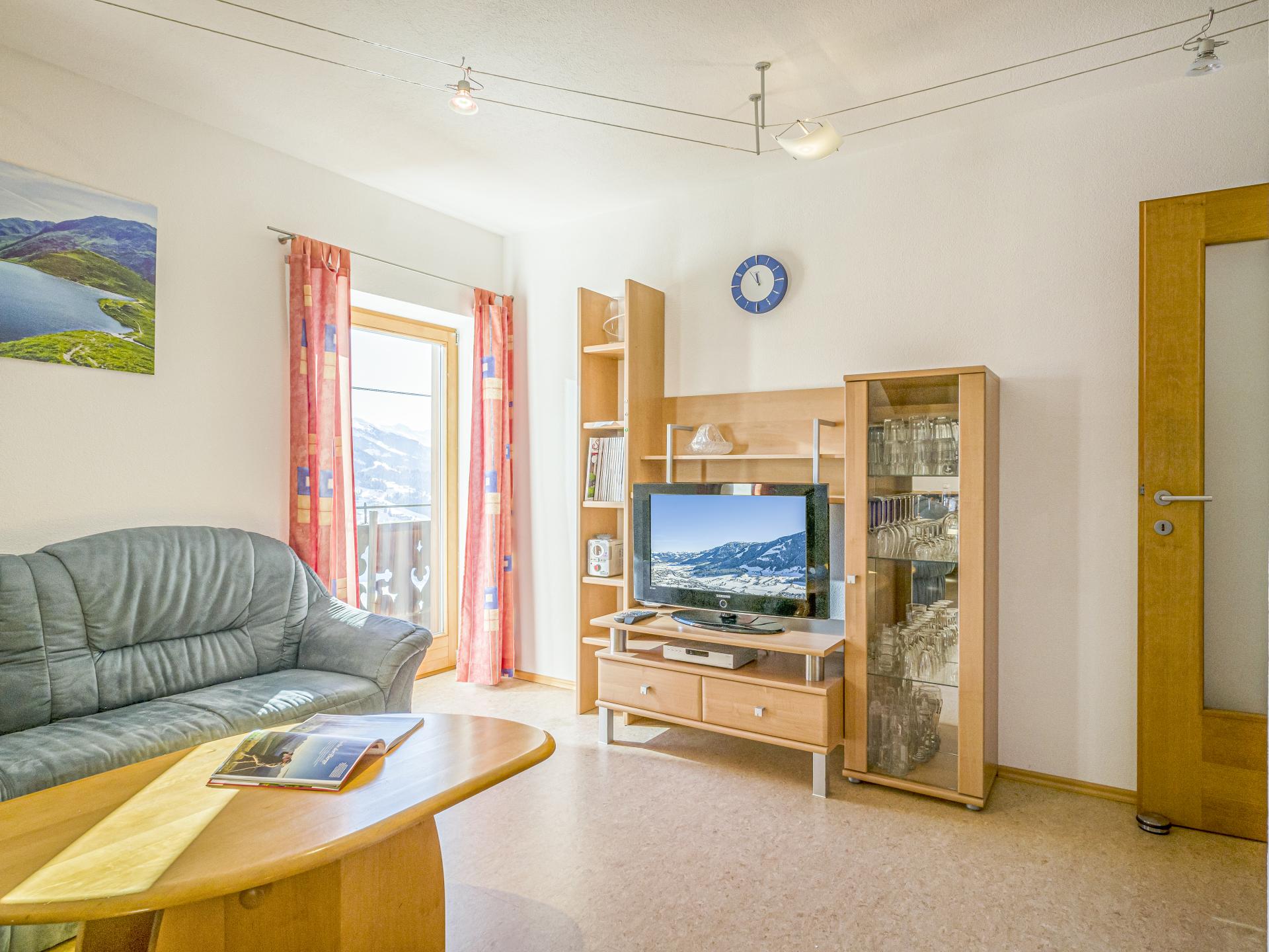 Appartement op 1150m met panoramisch uitzicht over de Kitzbüheler Alpen - foto 9
