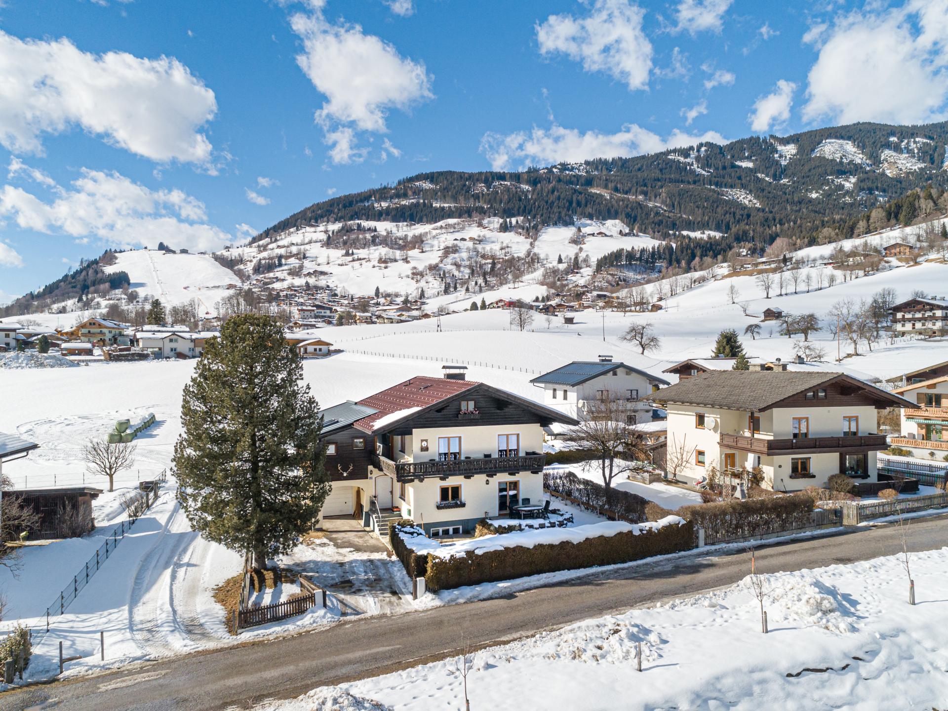 Ruim vrijstaand vakantiehuis voor 13 personen aan de skipiste in Piesendorf - foto 33