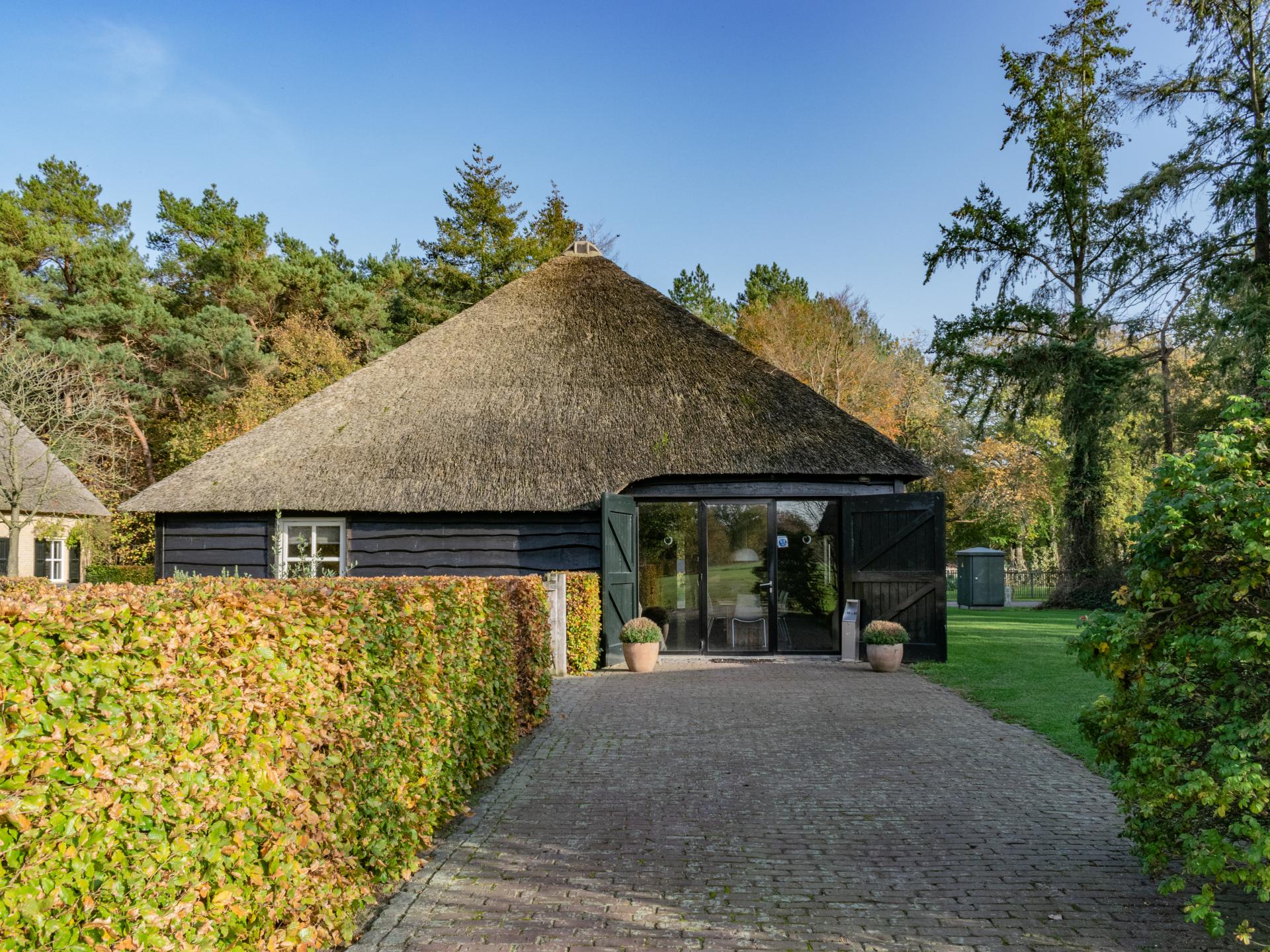 Vrijstaand vakantiehuis aan de bosrand in Ulvenhout voor 8 personen - foto 2