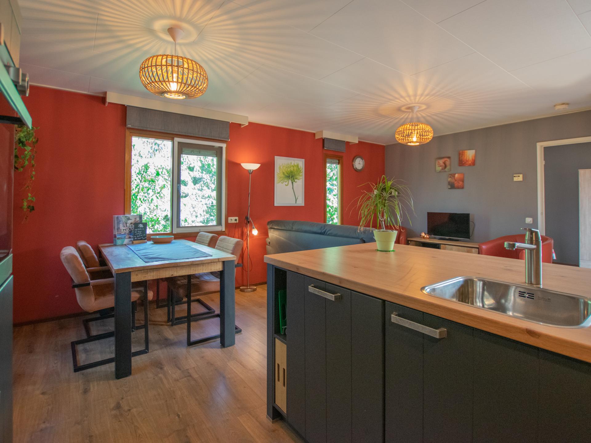 Vrijstaand boshuis met sauna en veranda in Uden, 4 pers. - foto 10