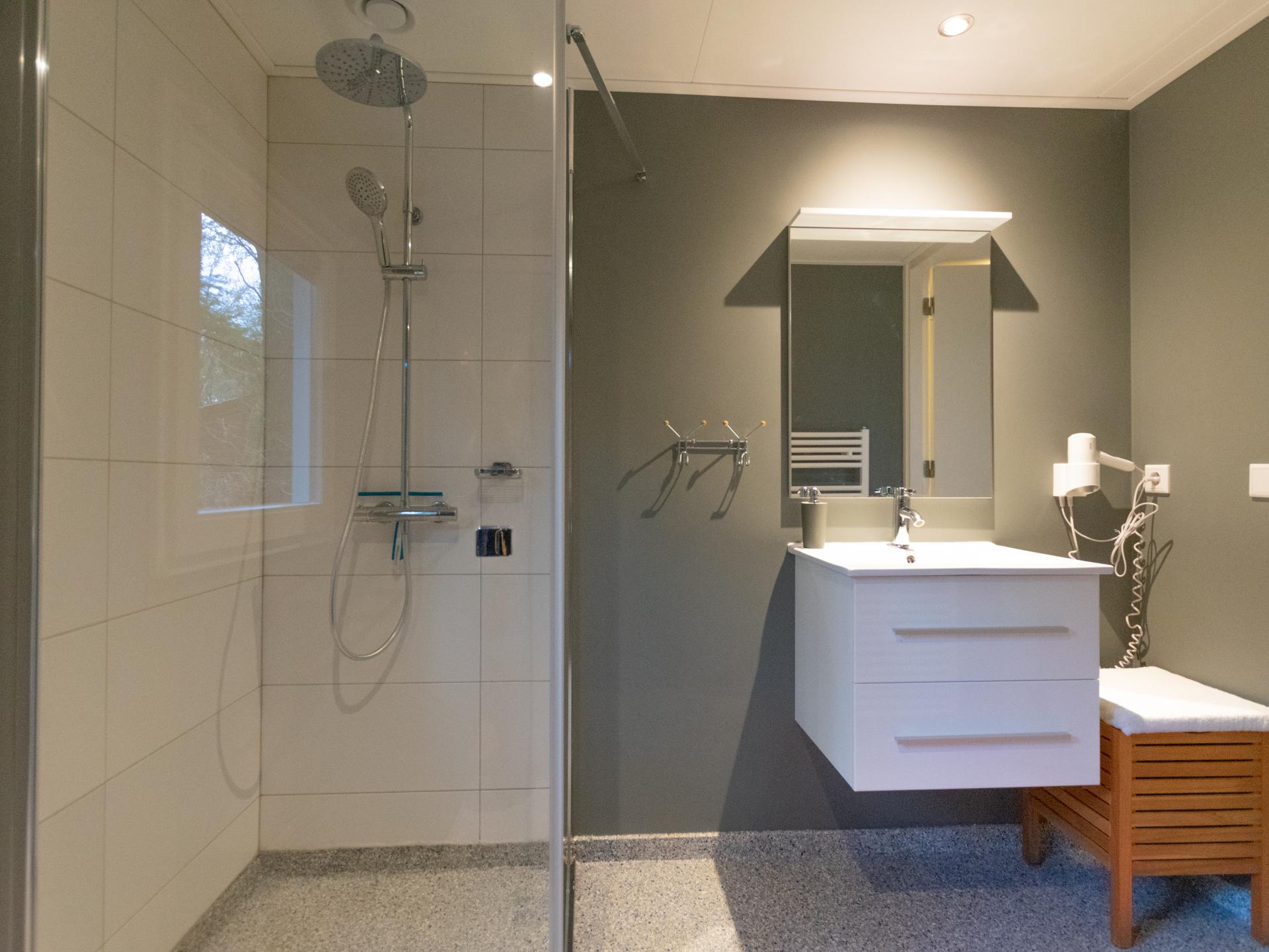 Romantisch boshuis met sauna en uitzicht over de Maashorst - foto 16
