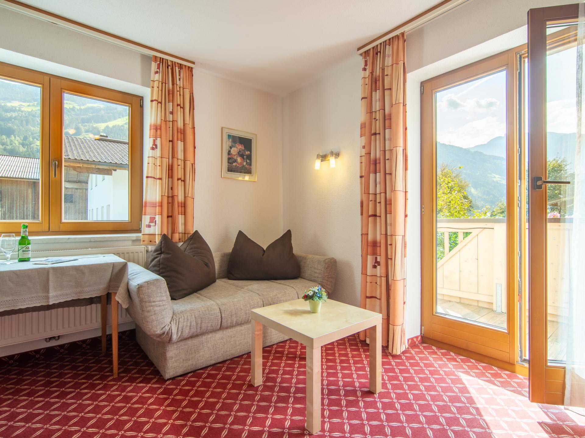 8-persoons vakantiehuis aan de piste in Aschau im Zillertal - foto 9