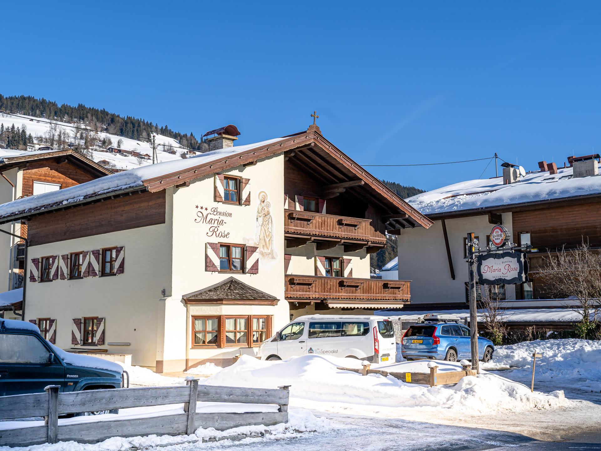 Ruim groepshuis voor 26 personen direct aan de piste in Kirchberg in Tirol - foto 27