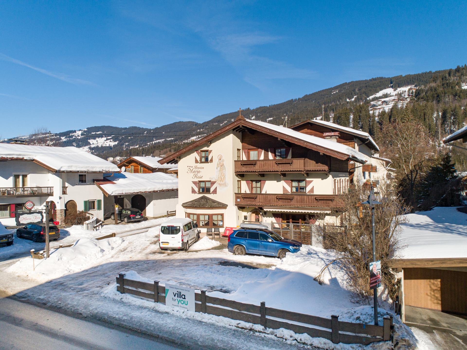 Ruim groepshuis voor 26 personen direct aan de piste in Kirchberg in Tirol - foto 36