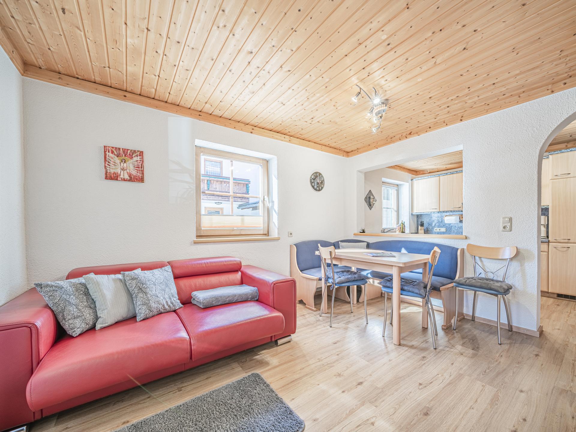 5-persoons appartement aan de piste in centrum Bramberg am Wildkogel - foto 3