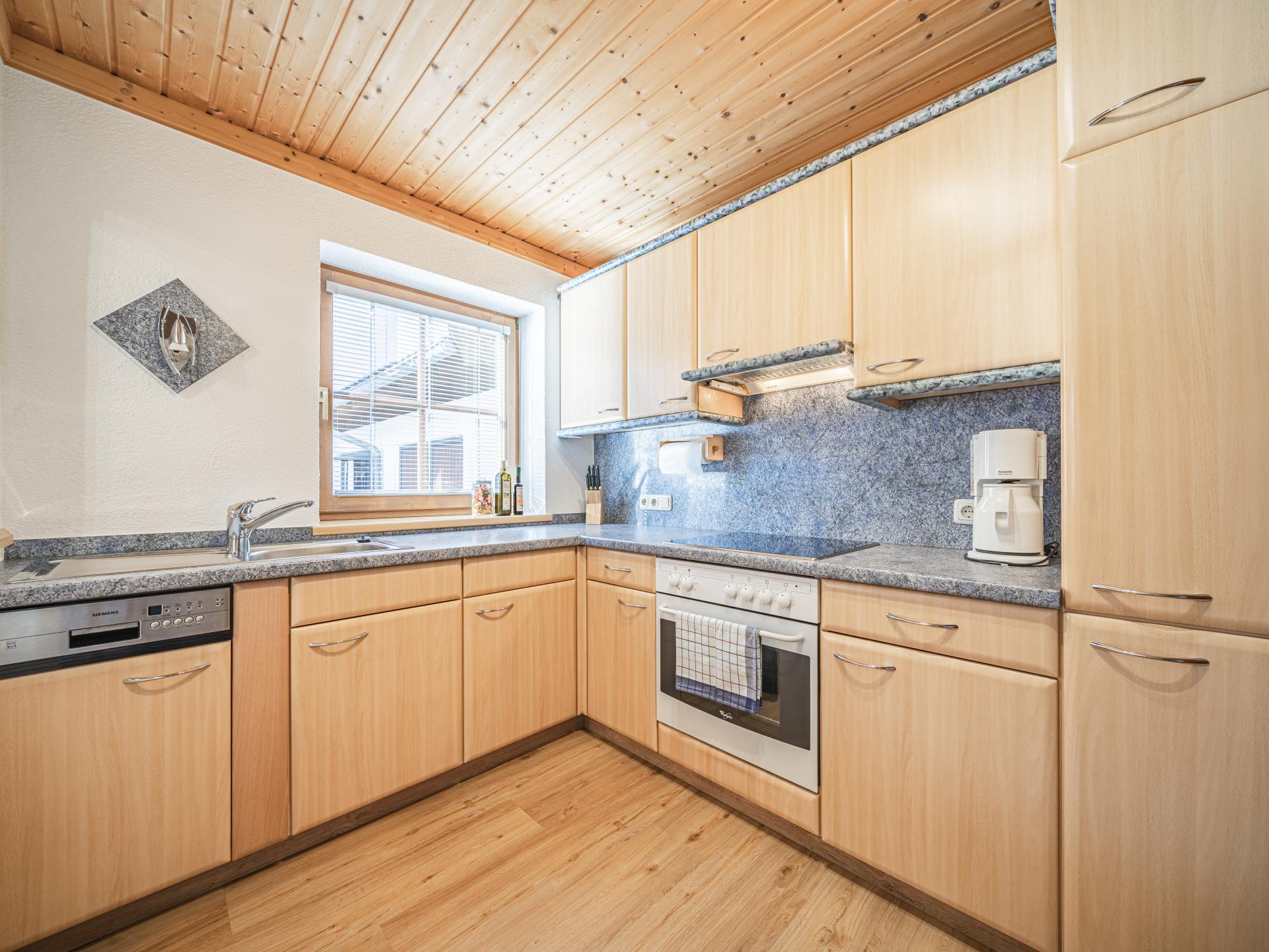 5-persoons appartement aan de piste in centrum Bramberg am Wildkogel - foto 8