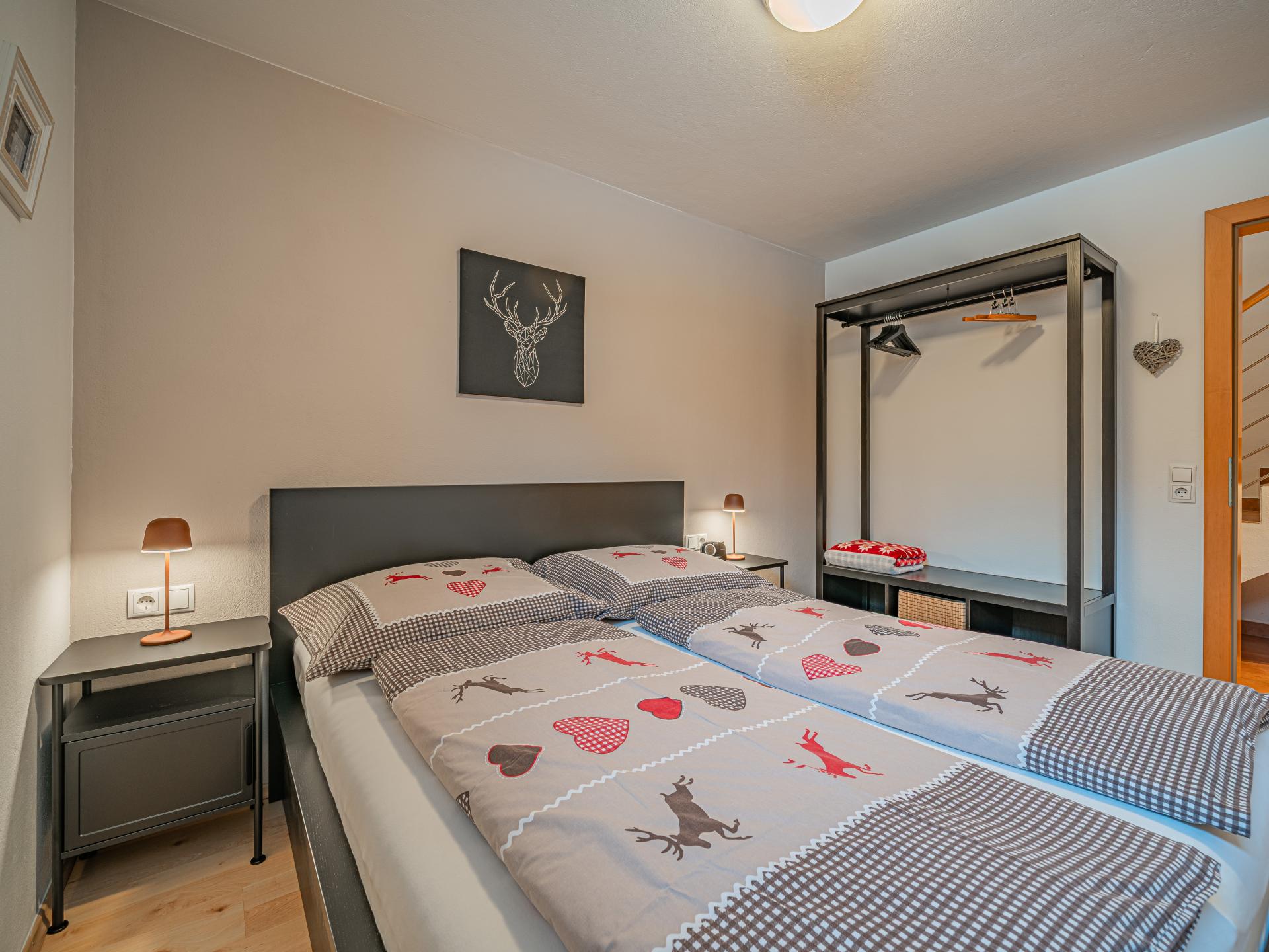 Vrijstaand vakantiehuis aan de piste in centrum van Mittersill - foto 12