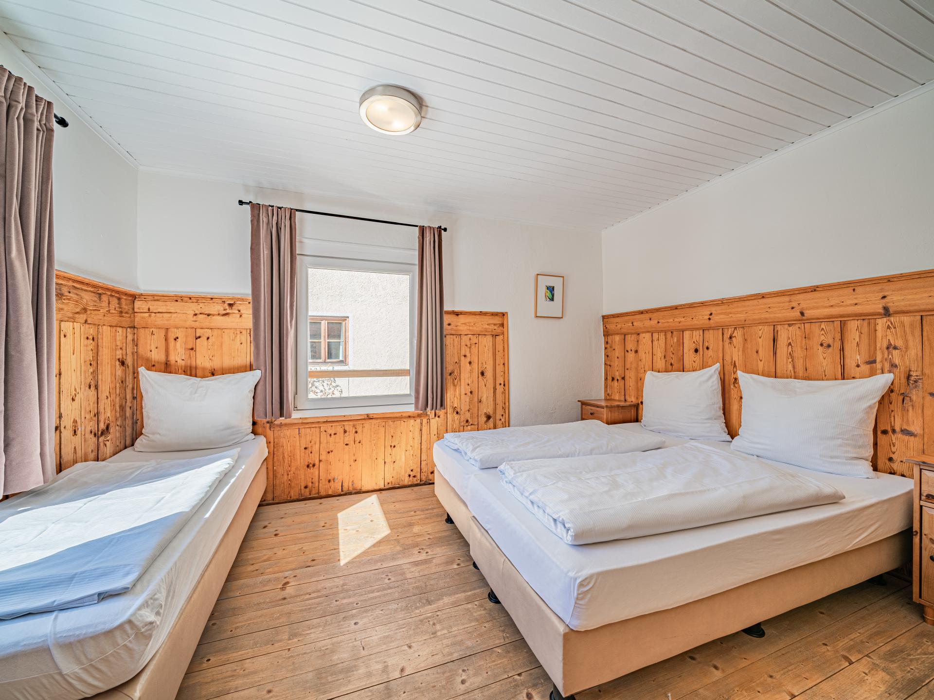 Authentiek chalet voor 14 personen met sauna in het centrum van Kirchberg - foto 14