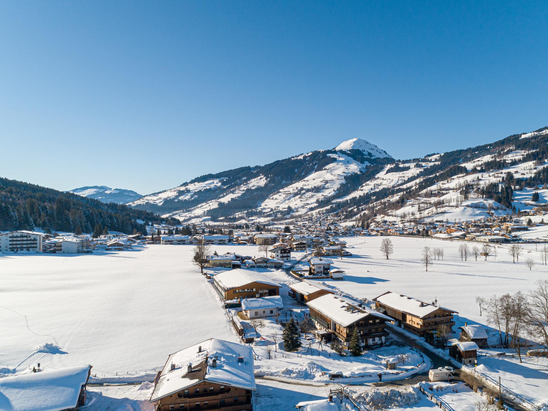 Centraal gelegen appartement in Brixen im Thale vlak bij de piste - foto 12