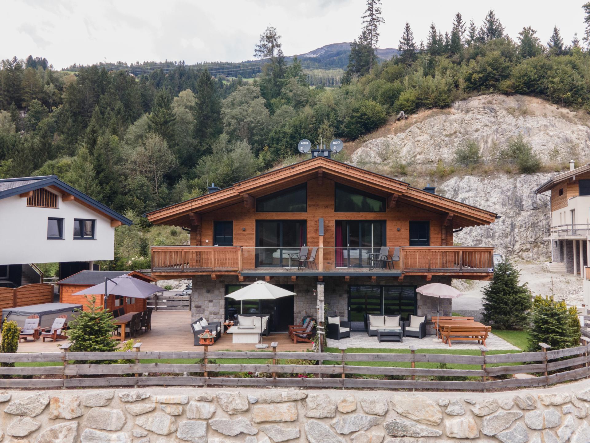 Groots chalet voor 20 personen met sauna, direct aan de piste in Wald im Pinzgau - foto 23