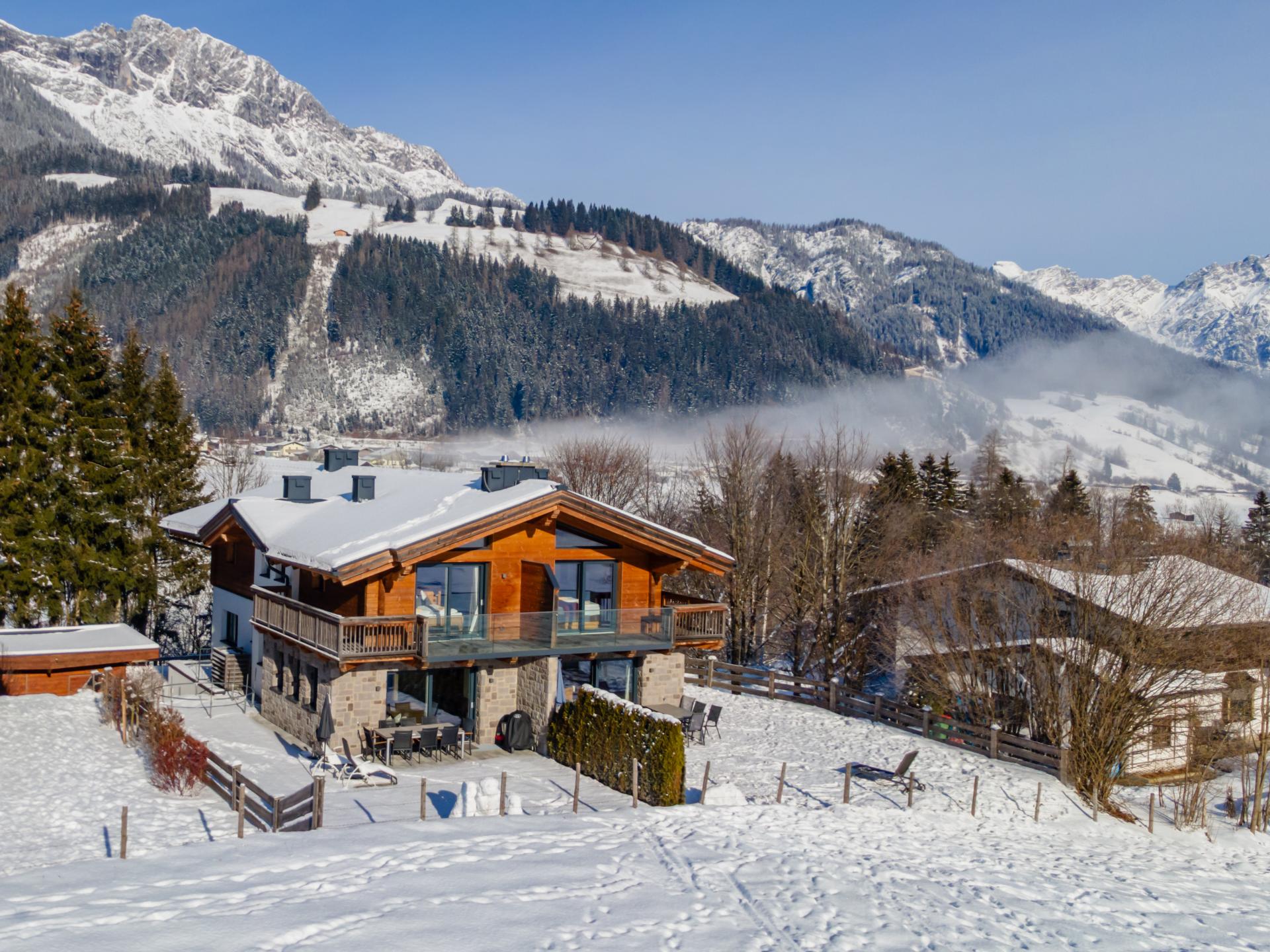 Luxe chalet met sauna en uitzicht, 200m van skilift in Leogang - foto 39