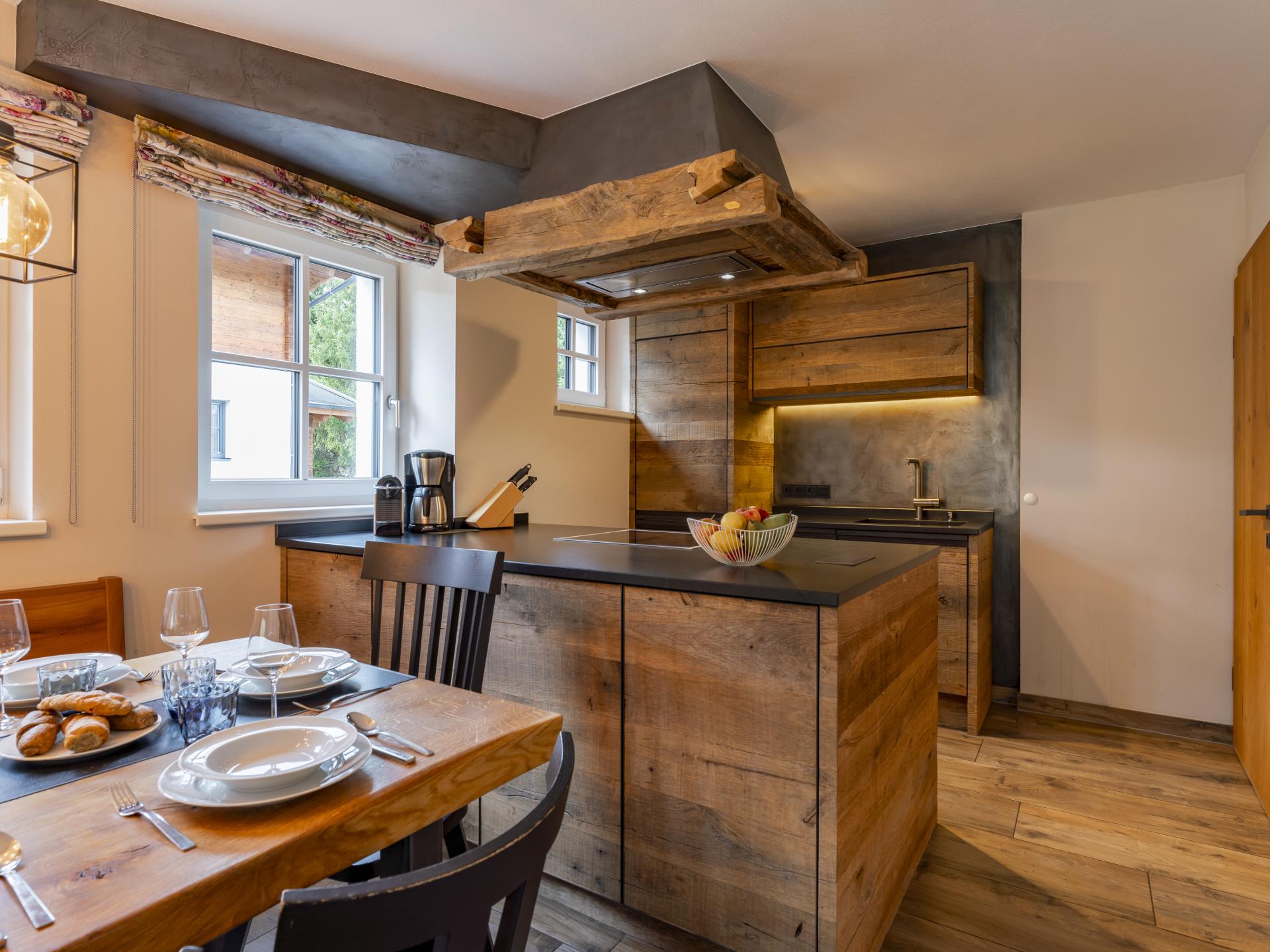 Luxe chalet met sauna en uitzicht, 200m van skilift in Leogang - foto 18