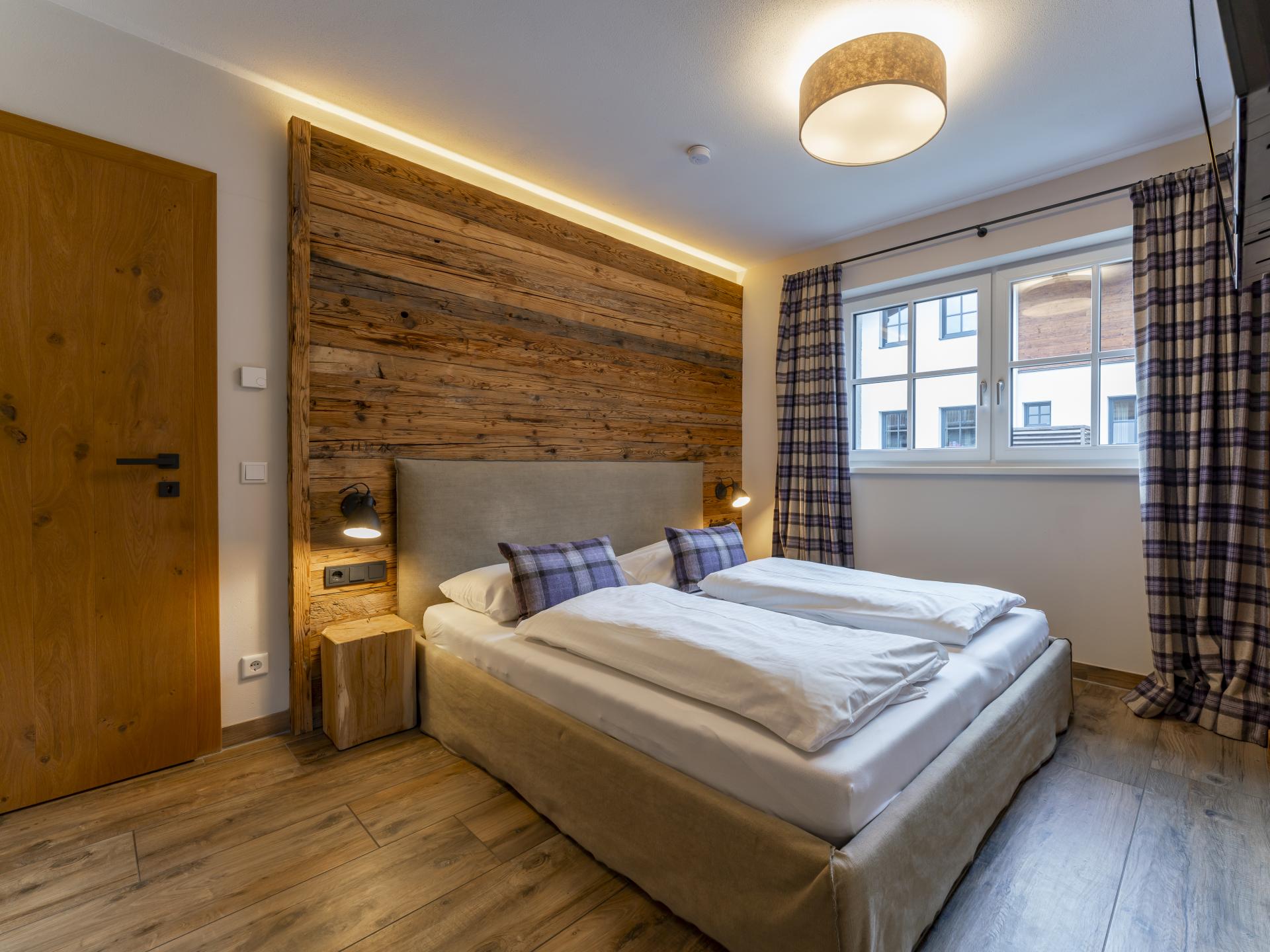 Luxe chalet met sauna en uitzicht, 200m van skilift in Leogang - foto 22