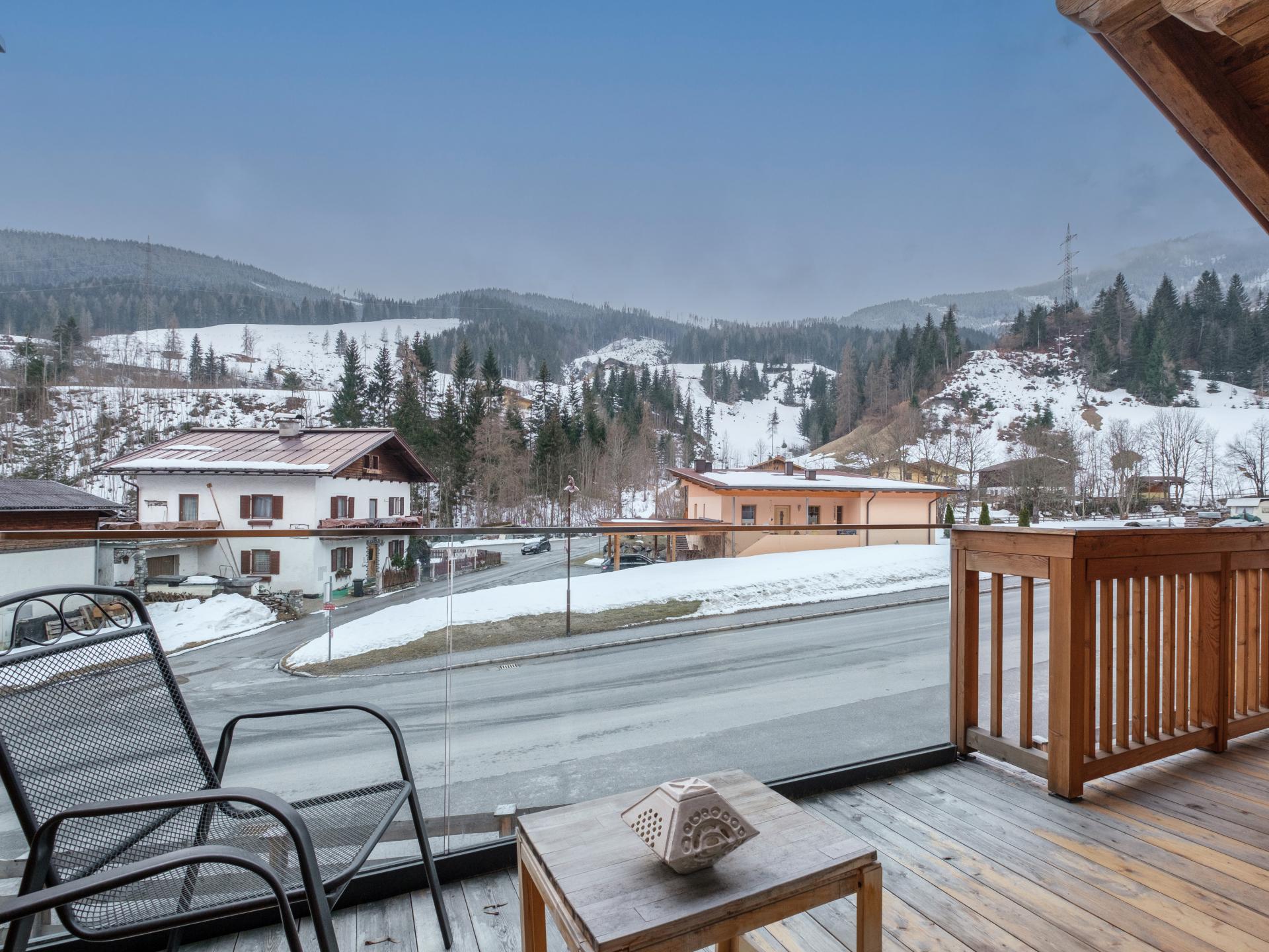 Chalet voor 24 personen met wellness direct aan de skipiste in Mühlbach - foto 24