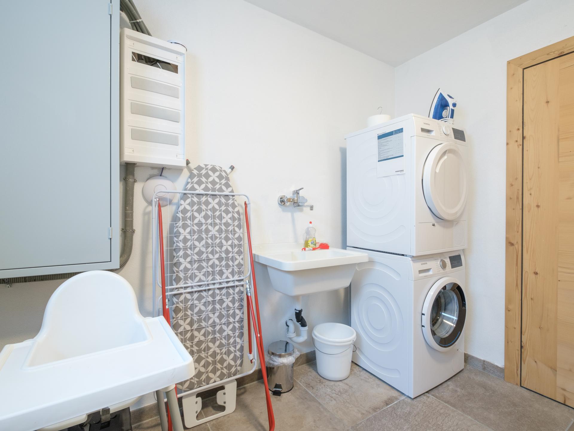 Chalet voor 24 personen met wellness direct aan de skipiste in Mühlbach - foto 21