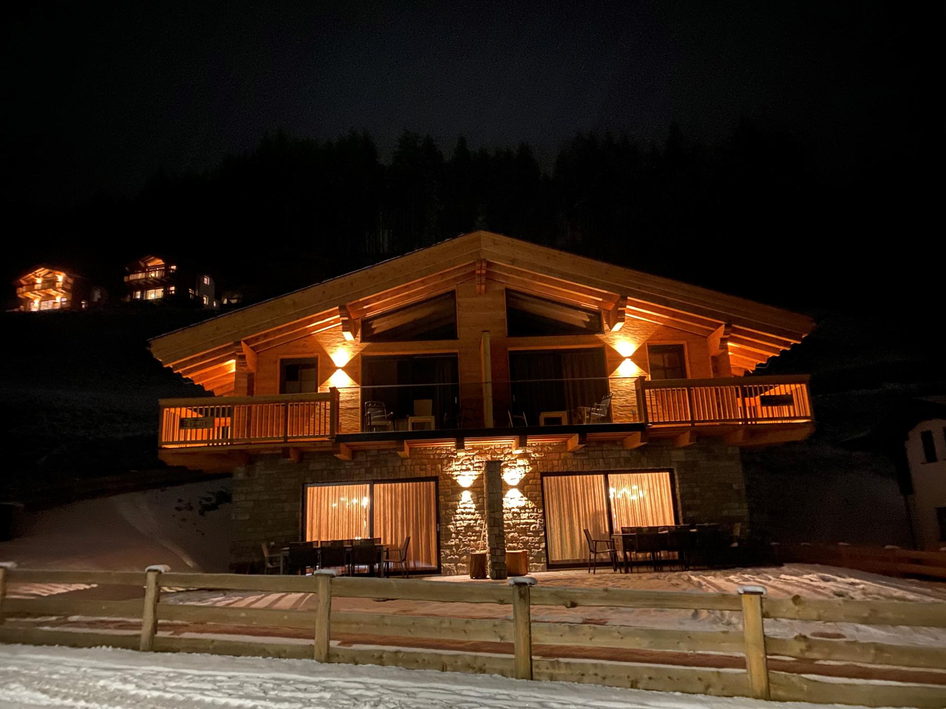 Chalet voor 24 personen met wellness direct aan de skipiste in Mühlbach - foto 26